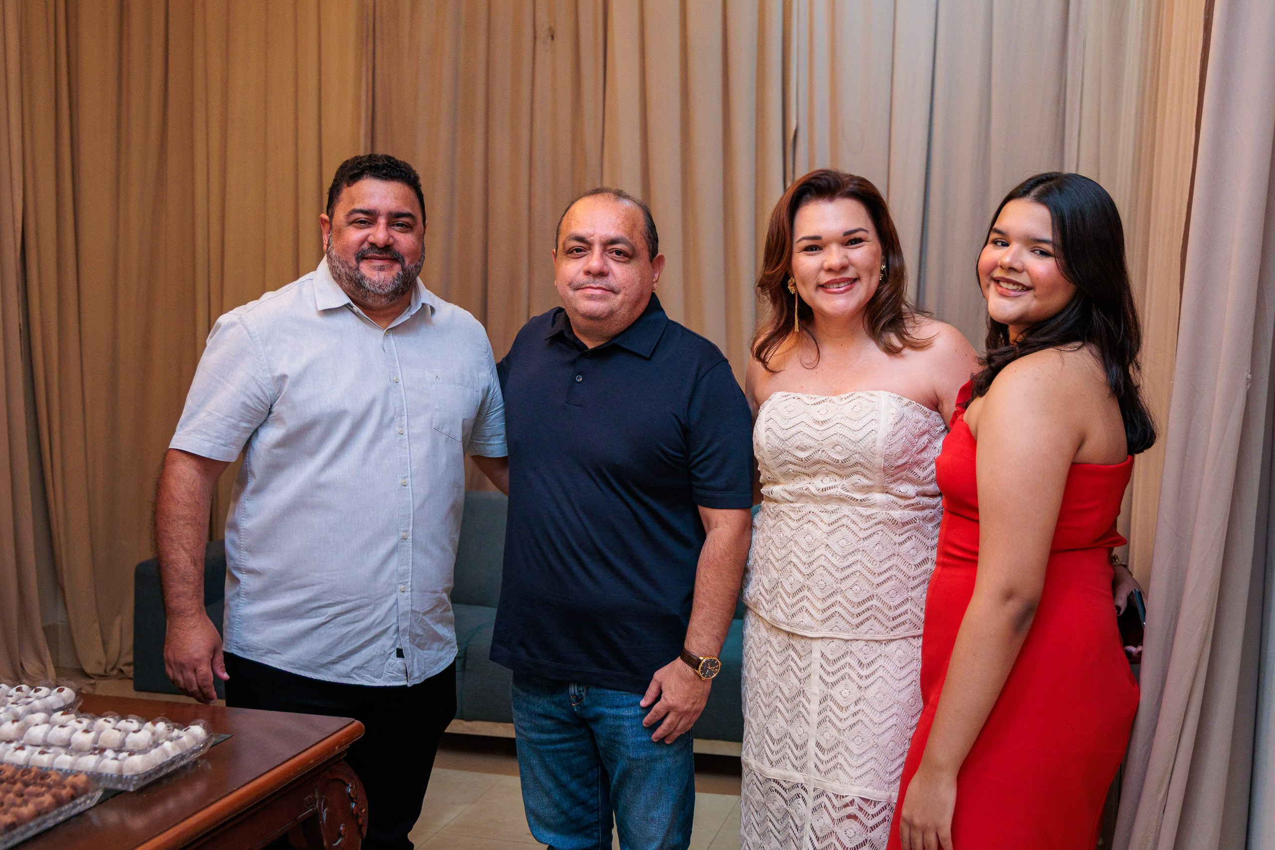 Festa de aniversário adulto, com show ao vivo em ambiente perfeito para festas