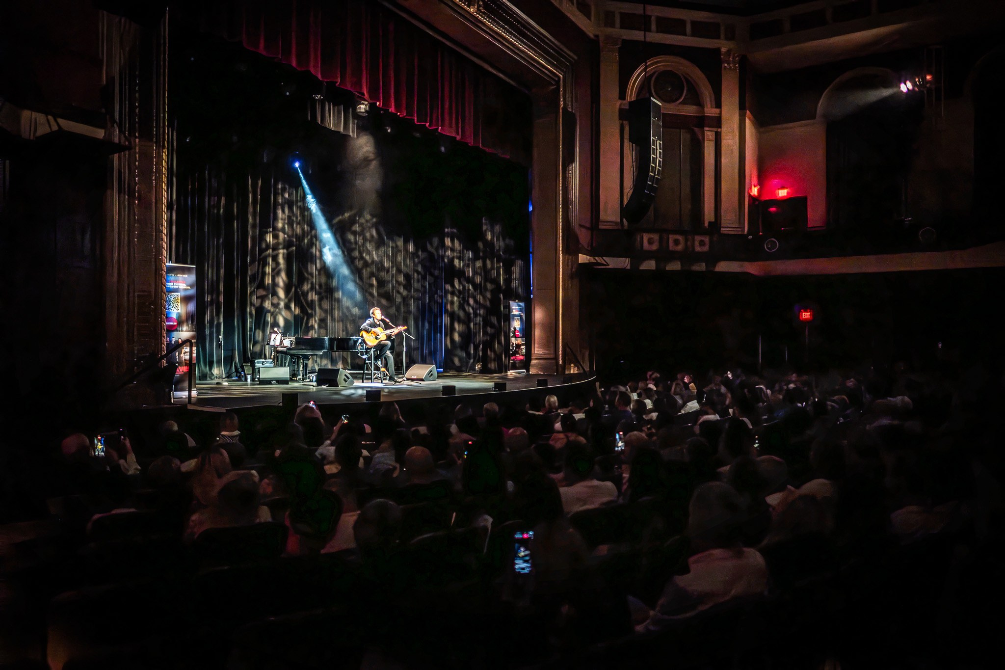 SLAVA VAKARCHUK / LOS ANGELES / 2025. Reportage concert portrait photography in the San Francisco Bay Area