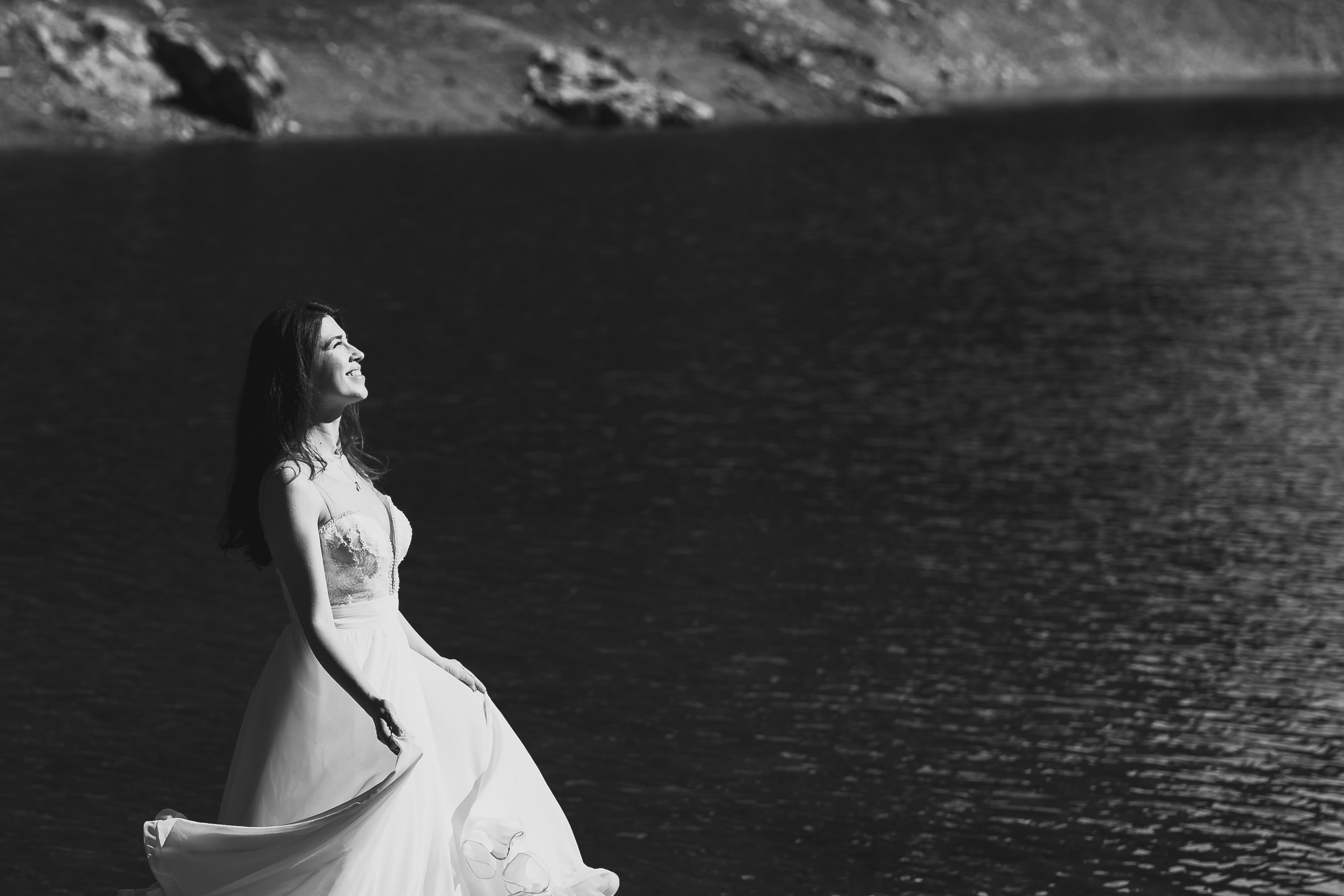 Trash the dress — Lorena&Adi  - Mihai Popa. Mihai Popa |Wedding Photographer | Worldwide | Bucharest