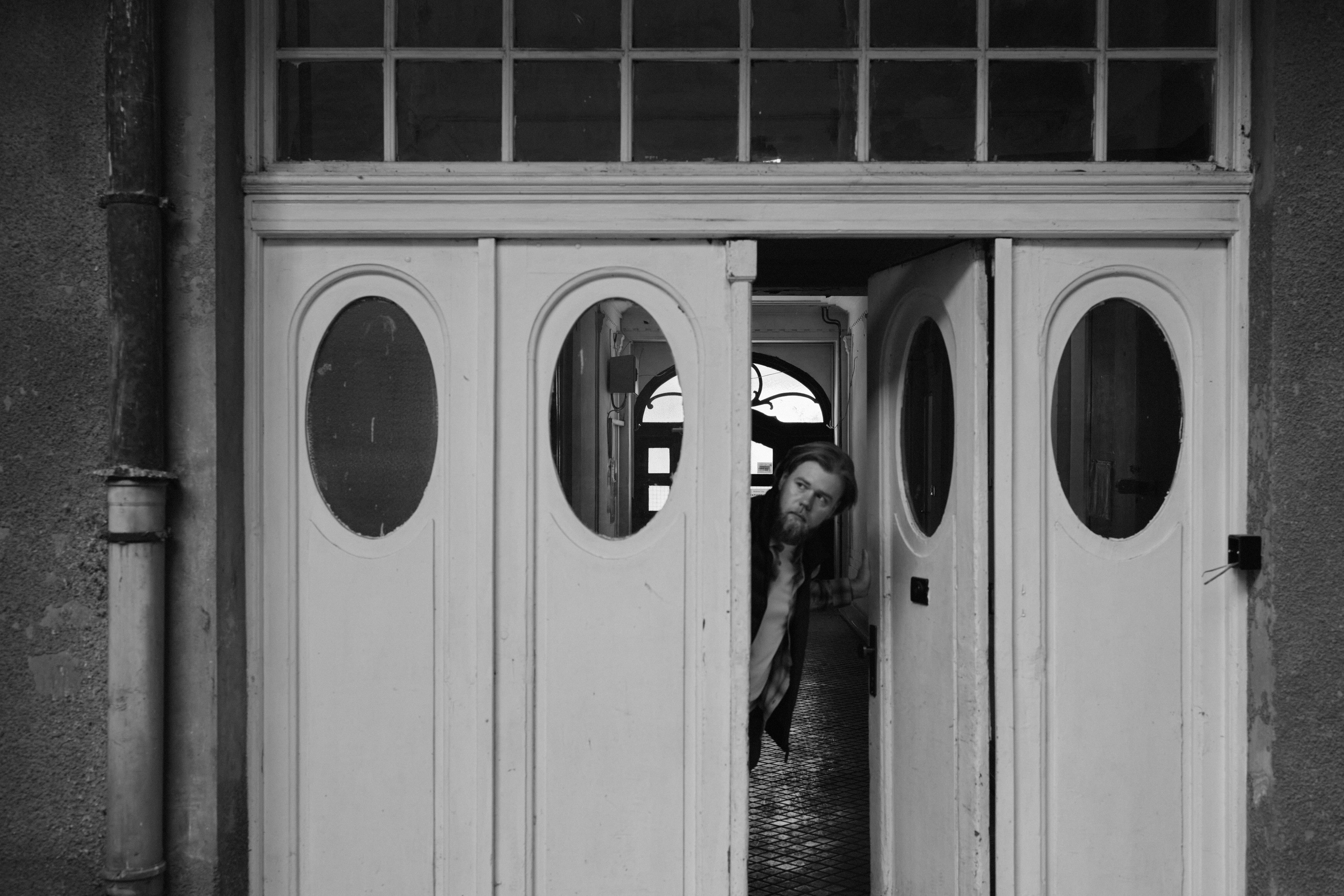 Городской исследователь: Фотосессия Петра в Нови Саде | Фотограф Анастасия Еремина. Анастасия Еремина | Фотограф в Сербии | Персональные и бизнес-фотосессии в Белграде и Нови Саде