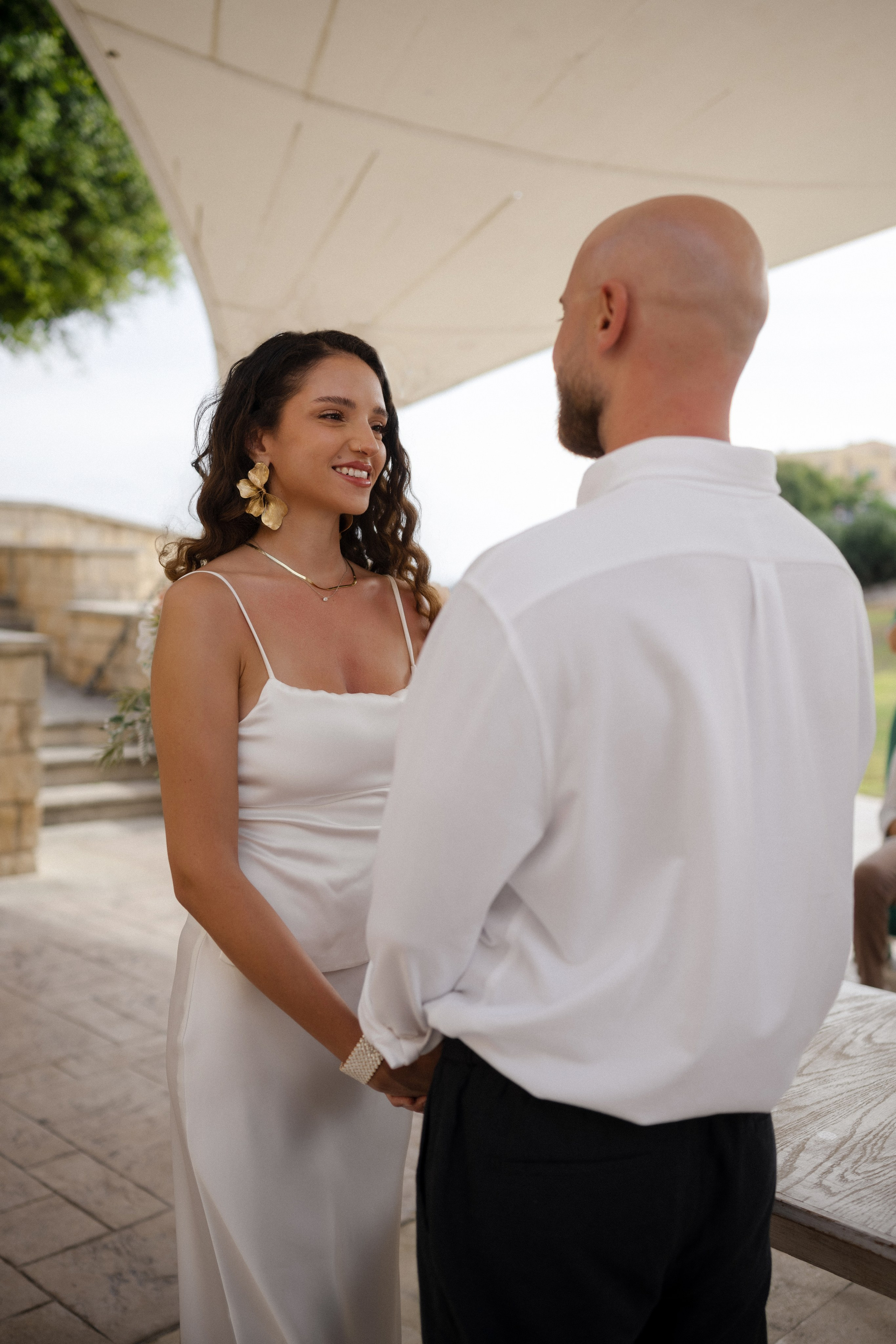 Small wedding photoshoot. Professional photographer in Cyprus Katerina Stepanchenko