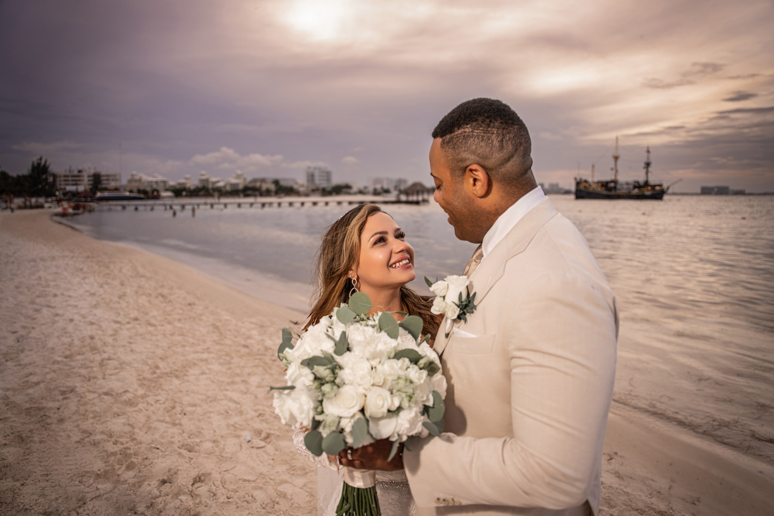 WeddingPhotos. Wedding photos and videos. Cancun, Tulum, Playa del Carmen, Los Cabos