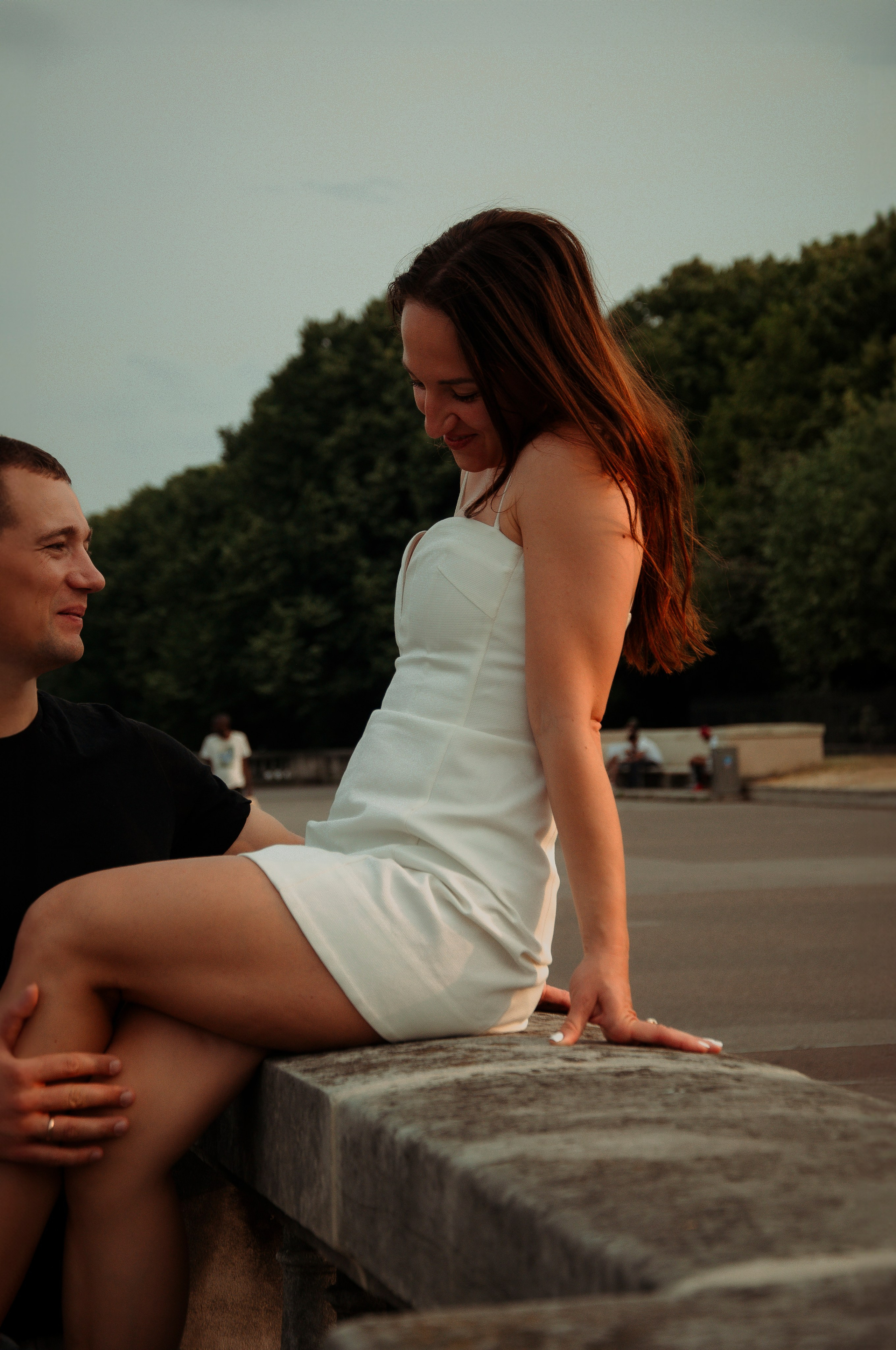 Summer couple photoshoot. Paris photographer — Polina Osipova
