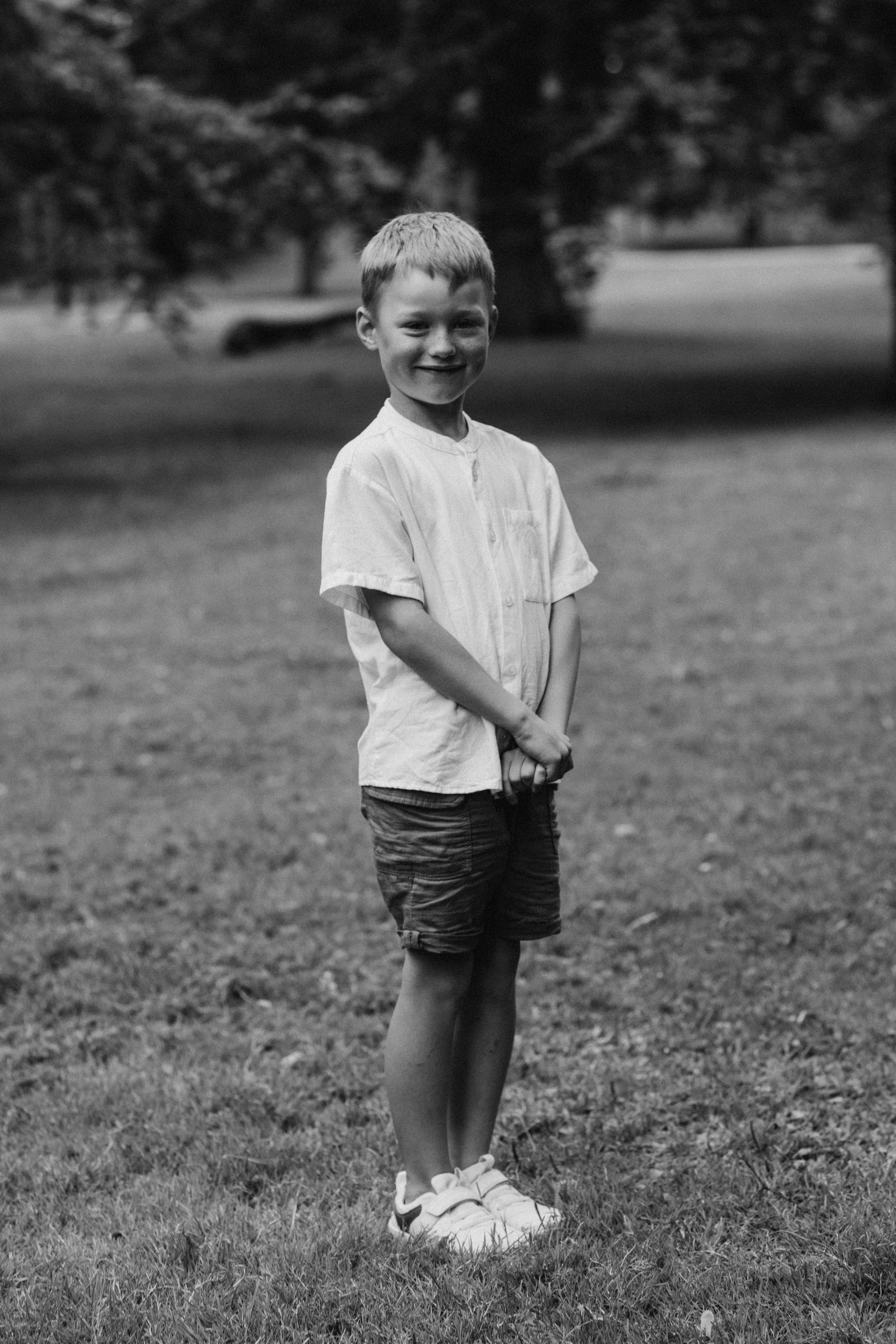 Kaivopuisto. Wedding and potrait photographer in Helsinki Vickan O