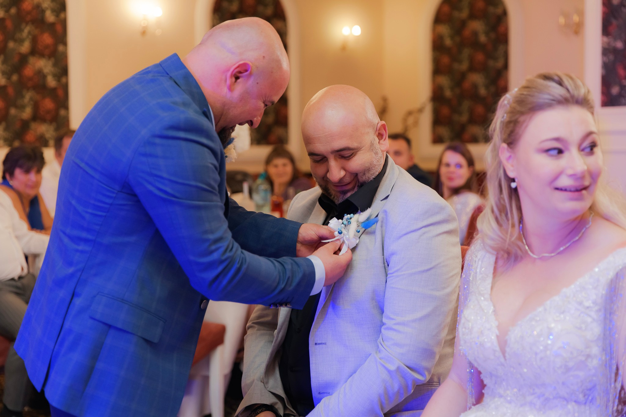 Mihai & Oana. Servicii foto-video profesionale, pentru momente de neuitat