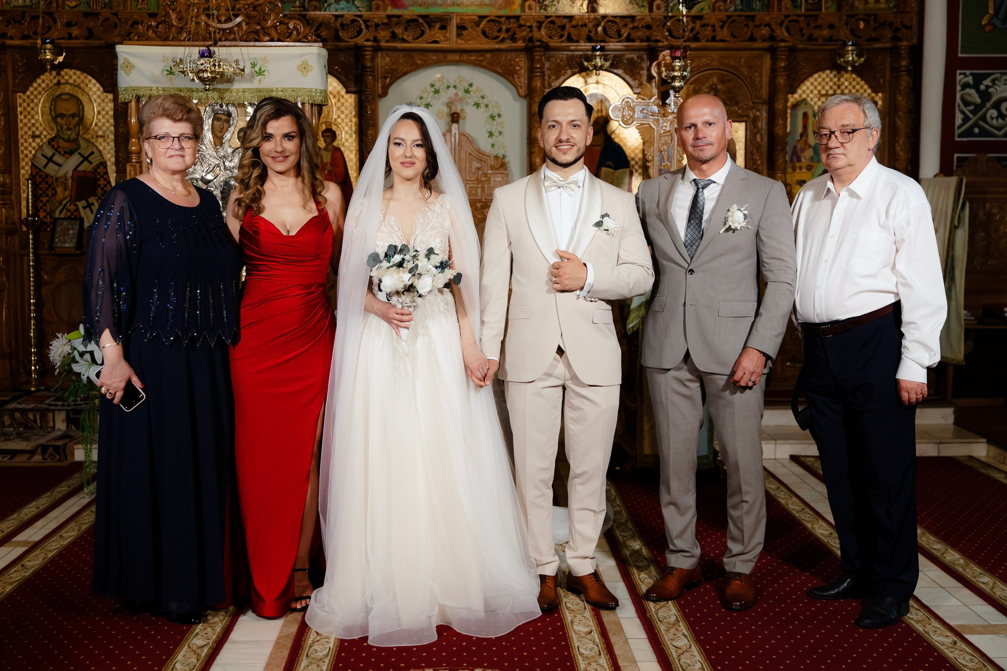 Ioana & Ionuț | Nuntă de poveste la Păstrăvăria Poiana din Mălini județul Suceava. Servicii foto-video profesionale, pentru momente de neuitat