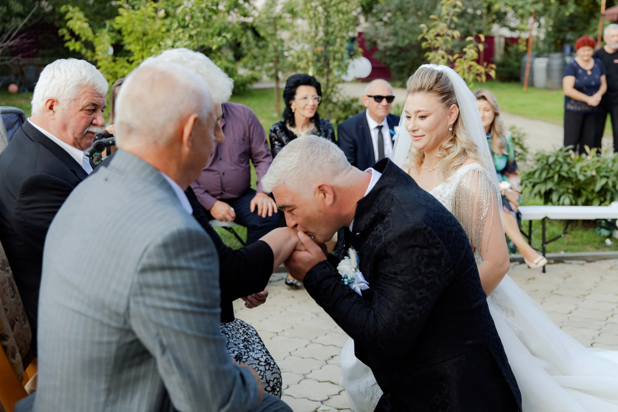 Mihai & Oana. Servicii foto-video profesionale, pentru momente de neuitat