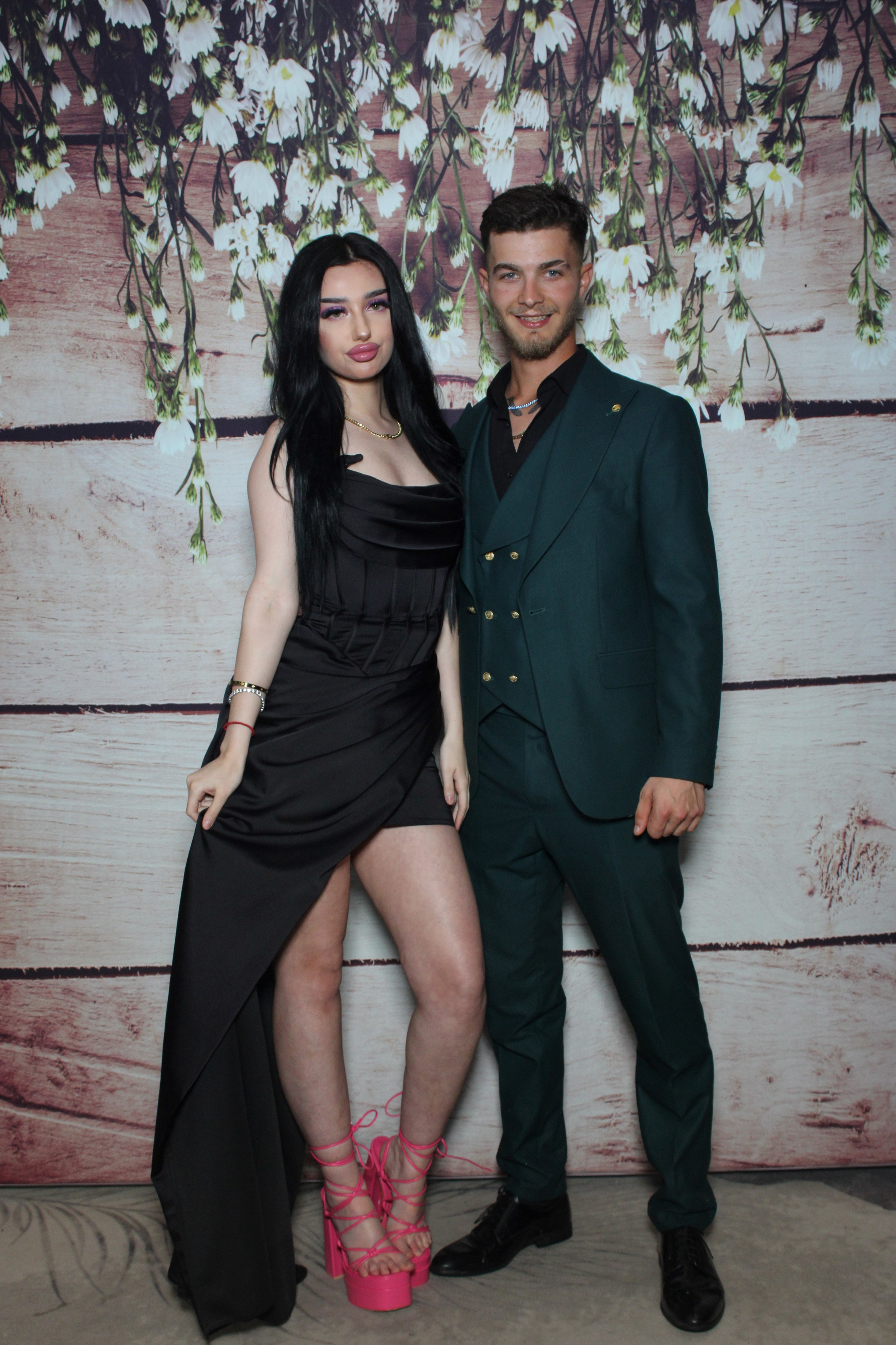 Nunta Denisa & Daniel – Zâmbete și distracție cu Oglinda Amintirilor Suceava