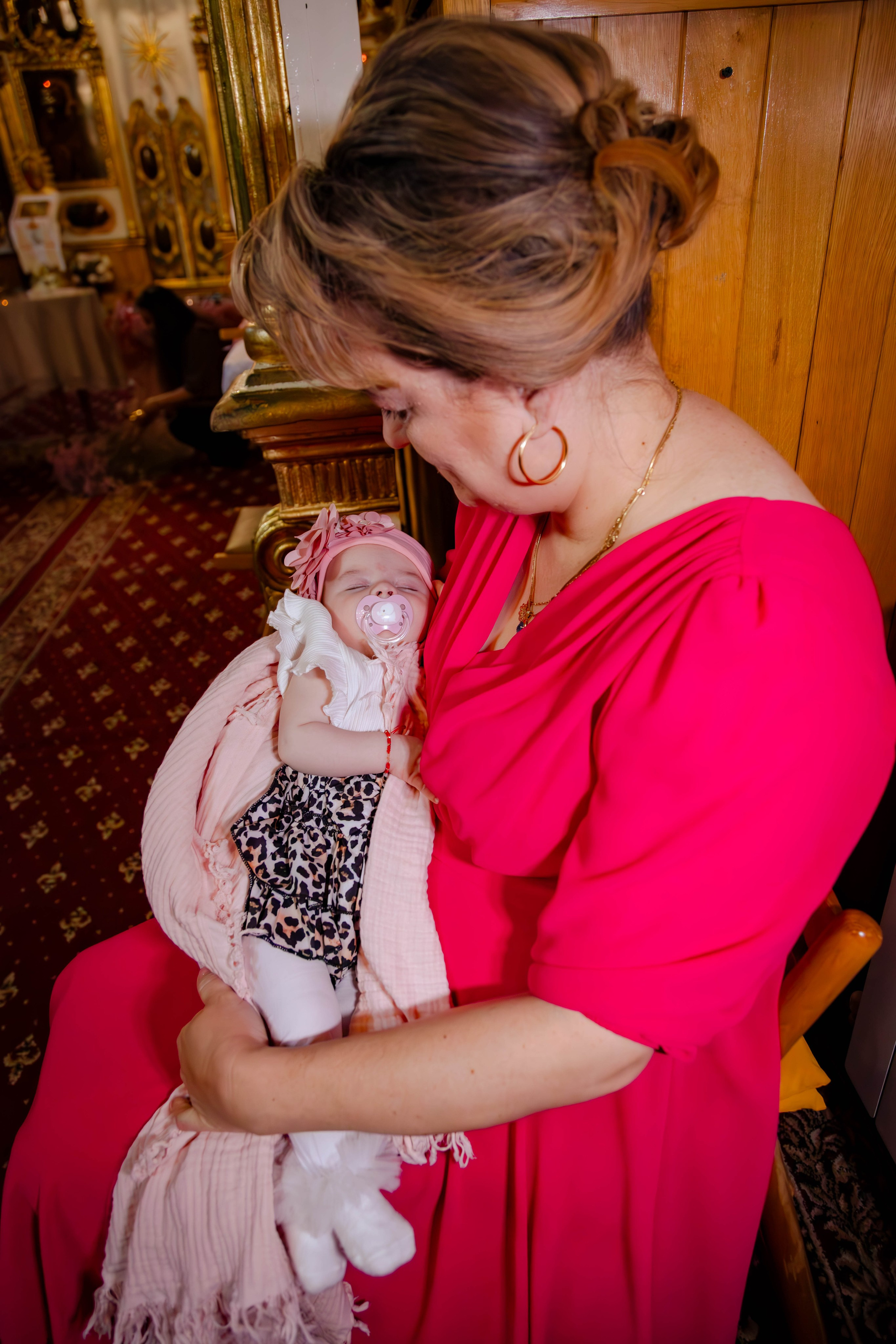 Miriam Eva. Fotograf evenimente PRIVATE
