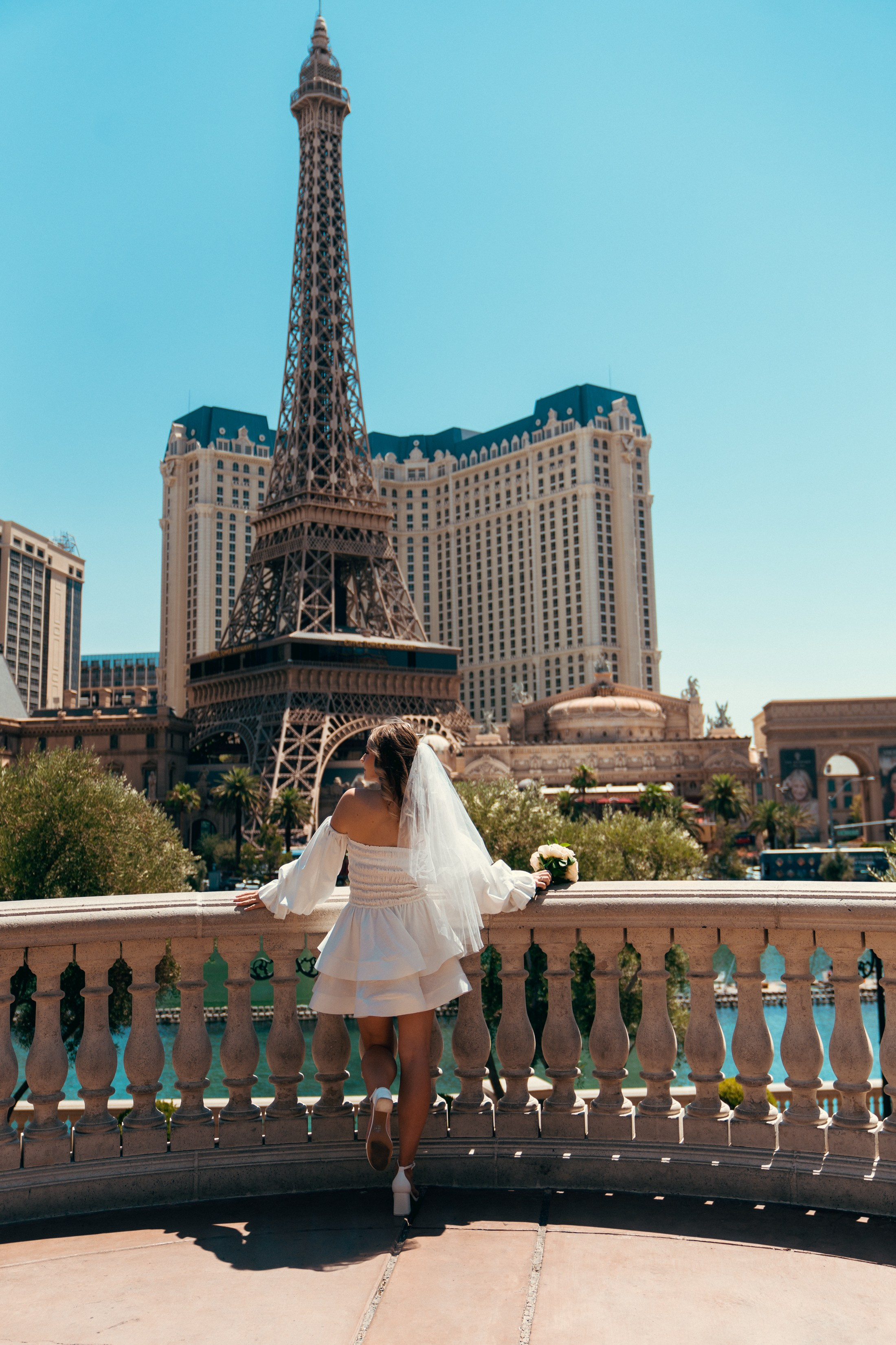 Iryna&Roman. Wedding & elopement photographer Viktoriya Kravtsov. Las Vegas