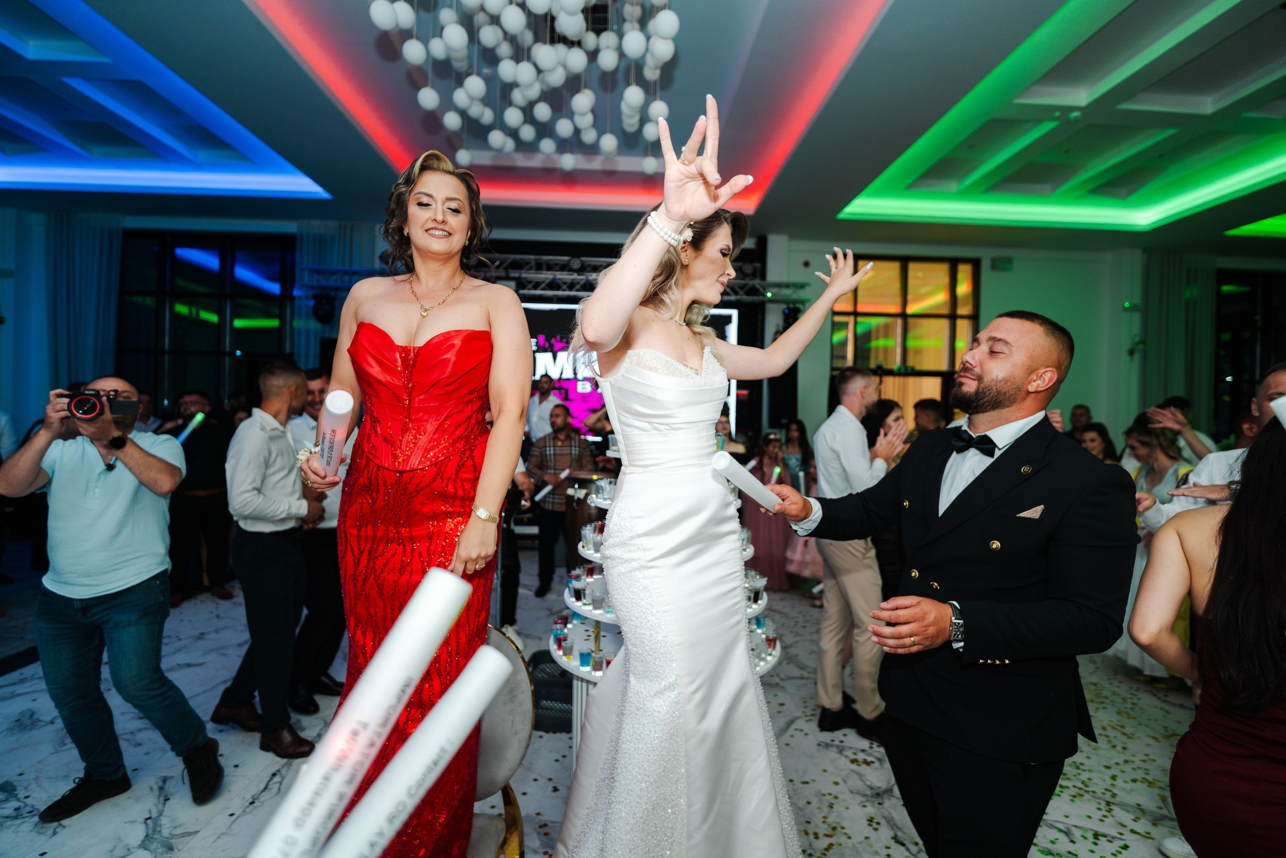 Delia & Paul. Ionut Cimpoes FOTOGRAF