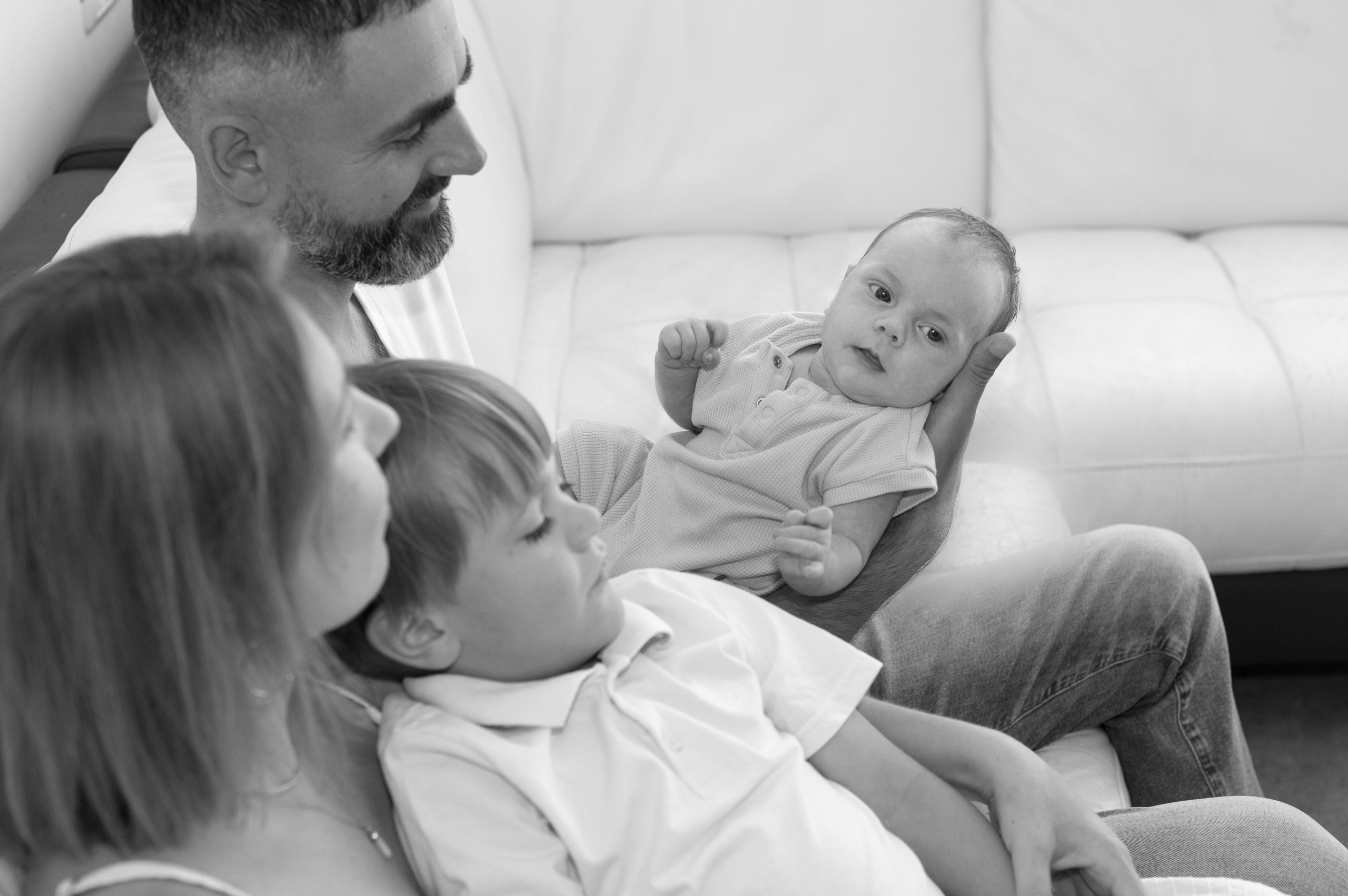 Катя, Андрей Мирон и Лео. Визуальный брендинг