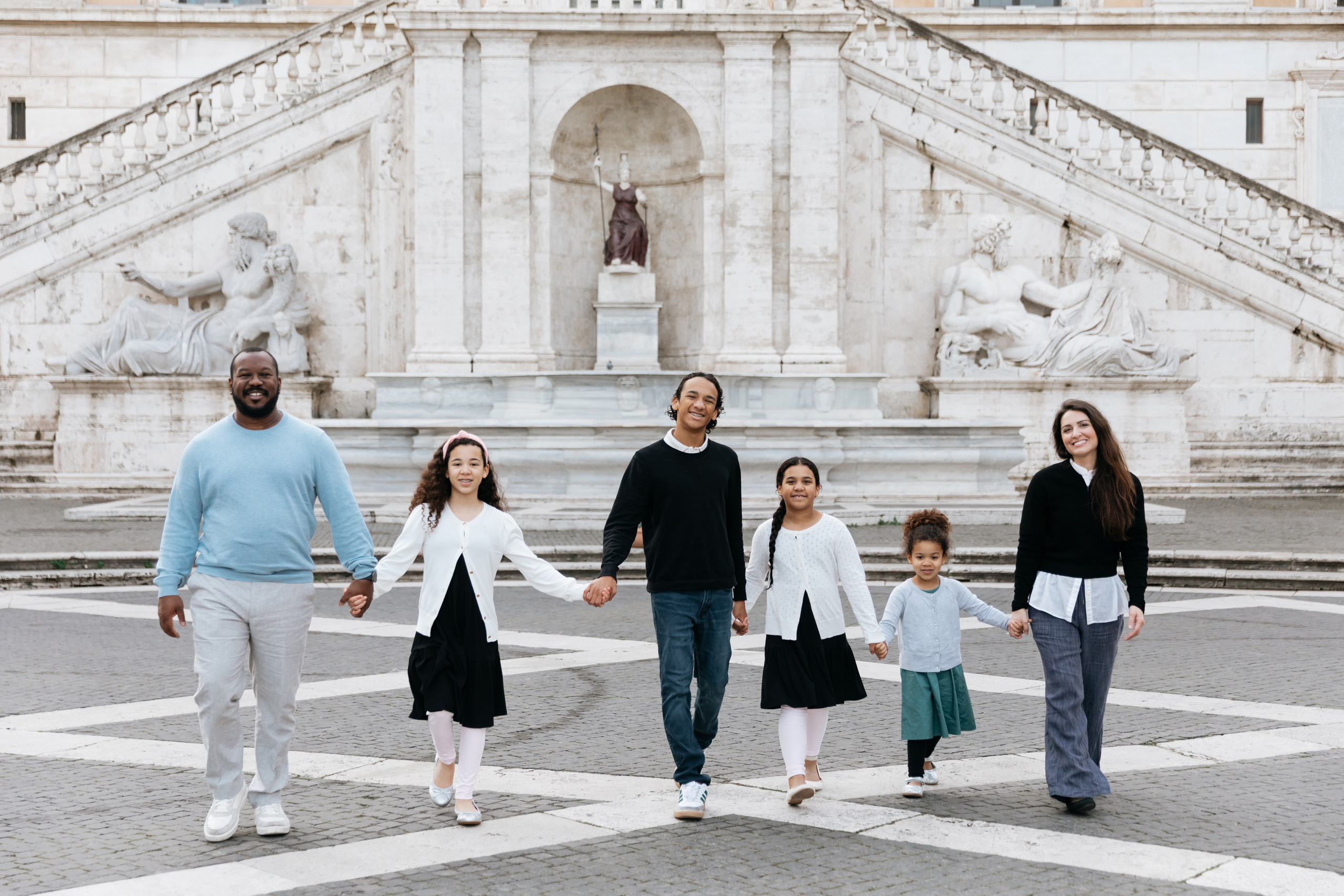 Family photoshoot in Rome. Photographer in Rome
