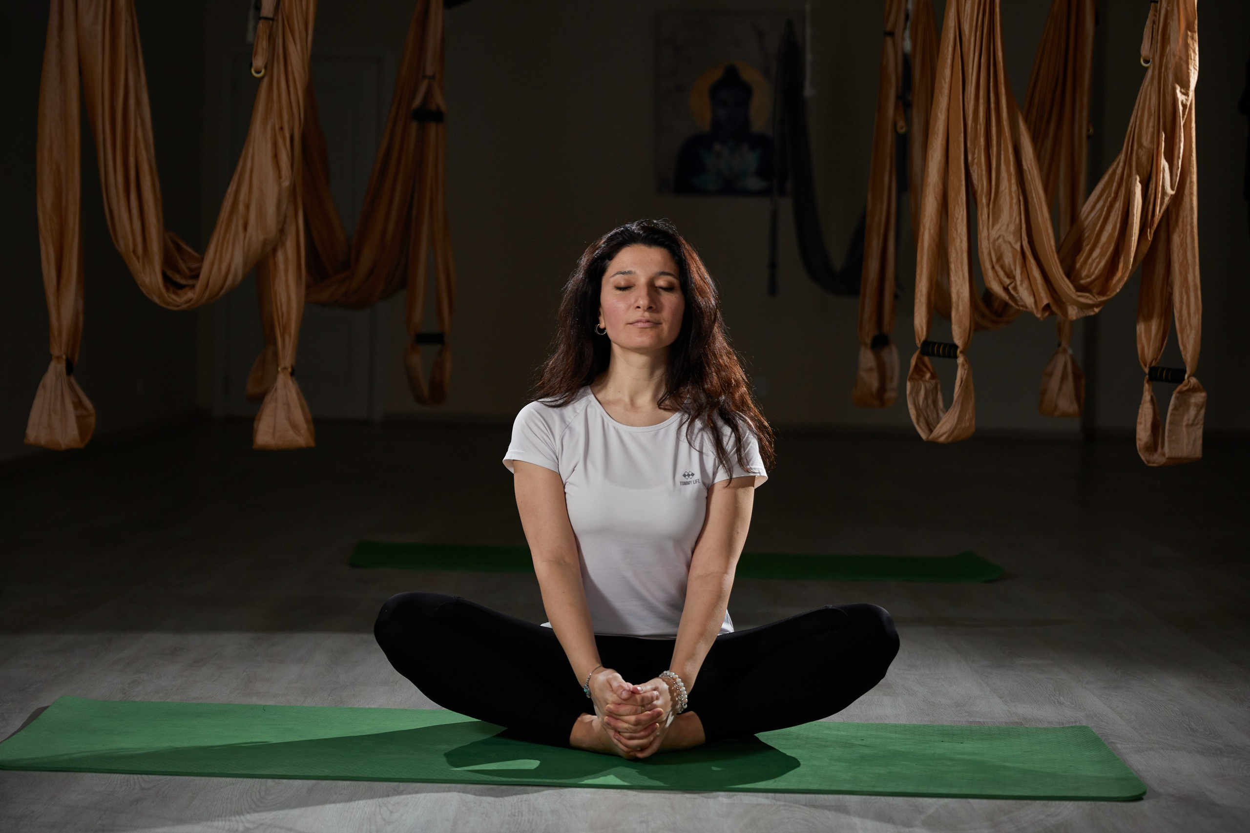 Практика в Yoga Shahi Center. Photographer in Baku Kamran Enceladus