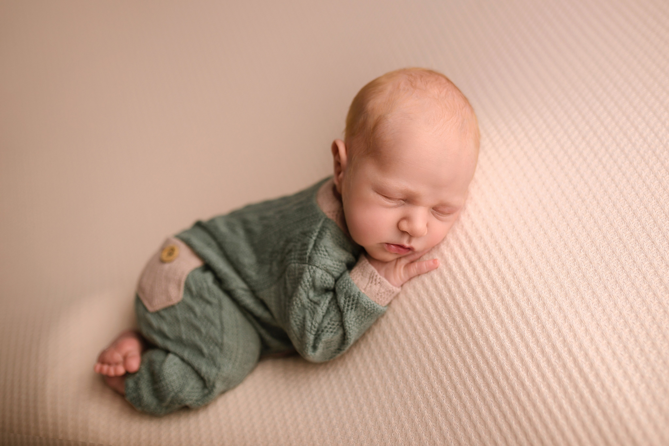 Neugeborene. Neugeborenen, Kinder, Familie Fotografin Oberhausen NRW Marina Lykov