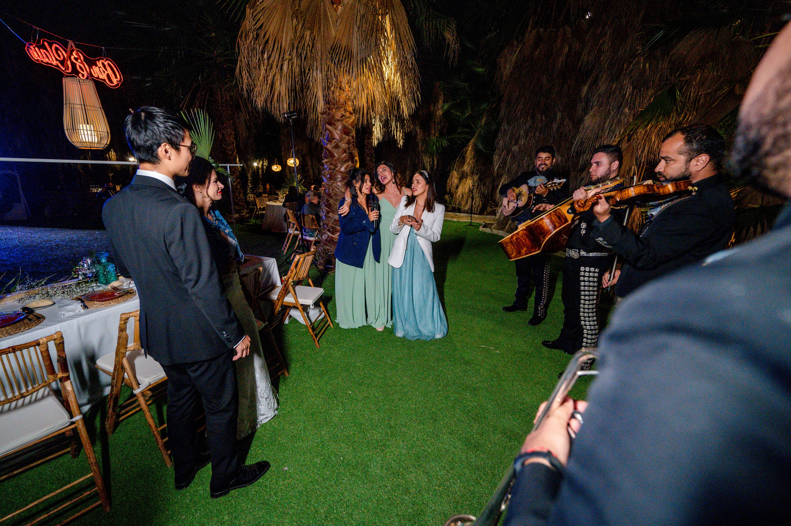 BYZO MEDIA. PETRU BYZO - family and children photographer in ROMANIA