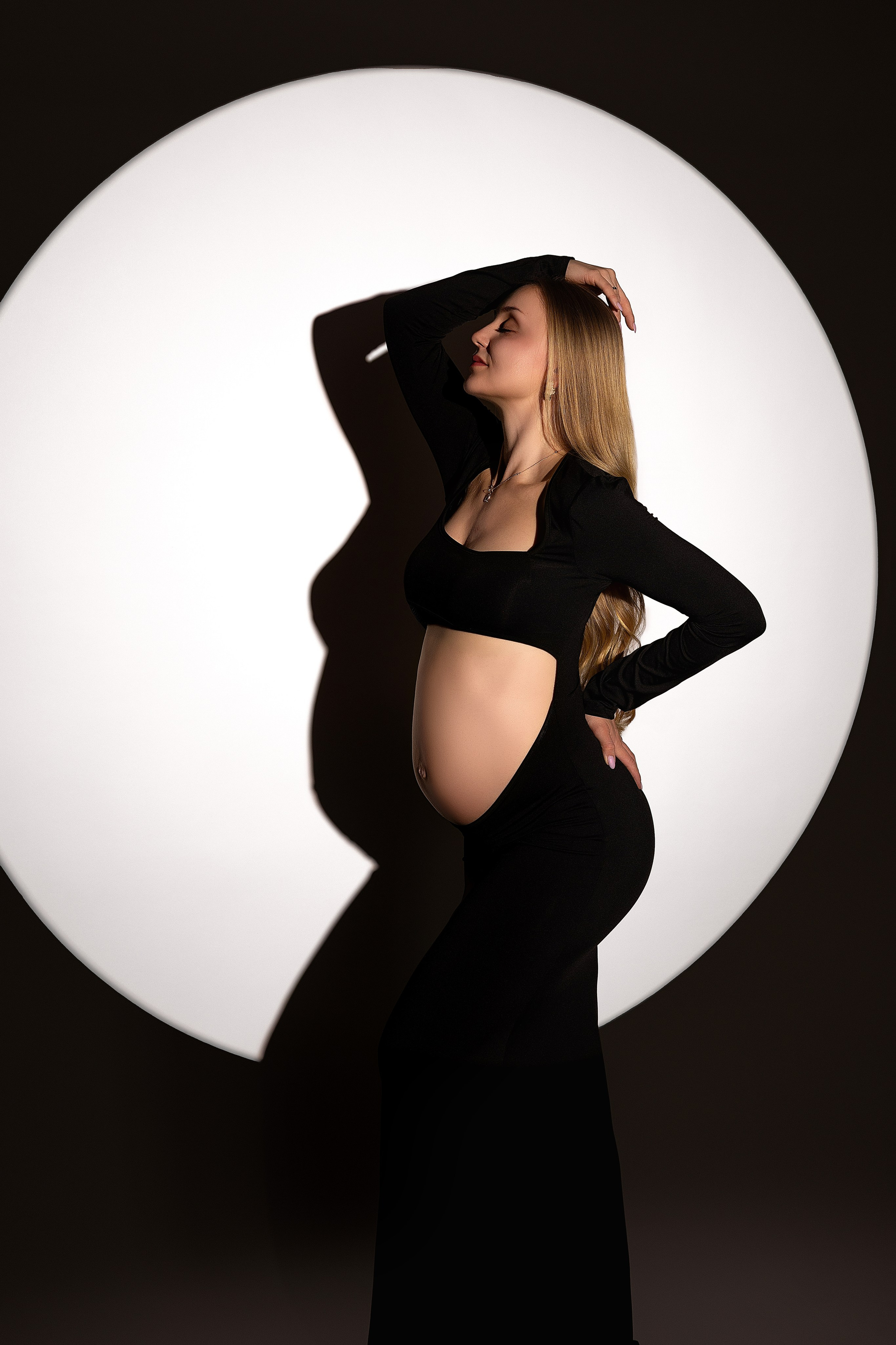 Babybauch. Neugeborene- Schwangerschaft- und Kinder Fotografin in Lehre