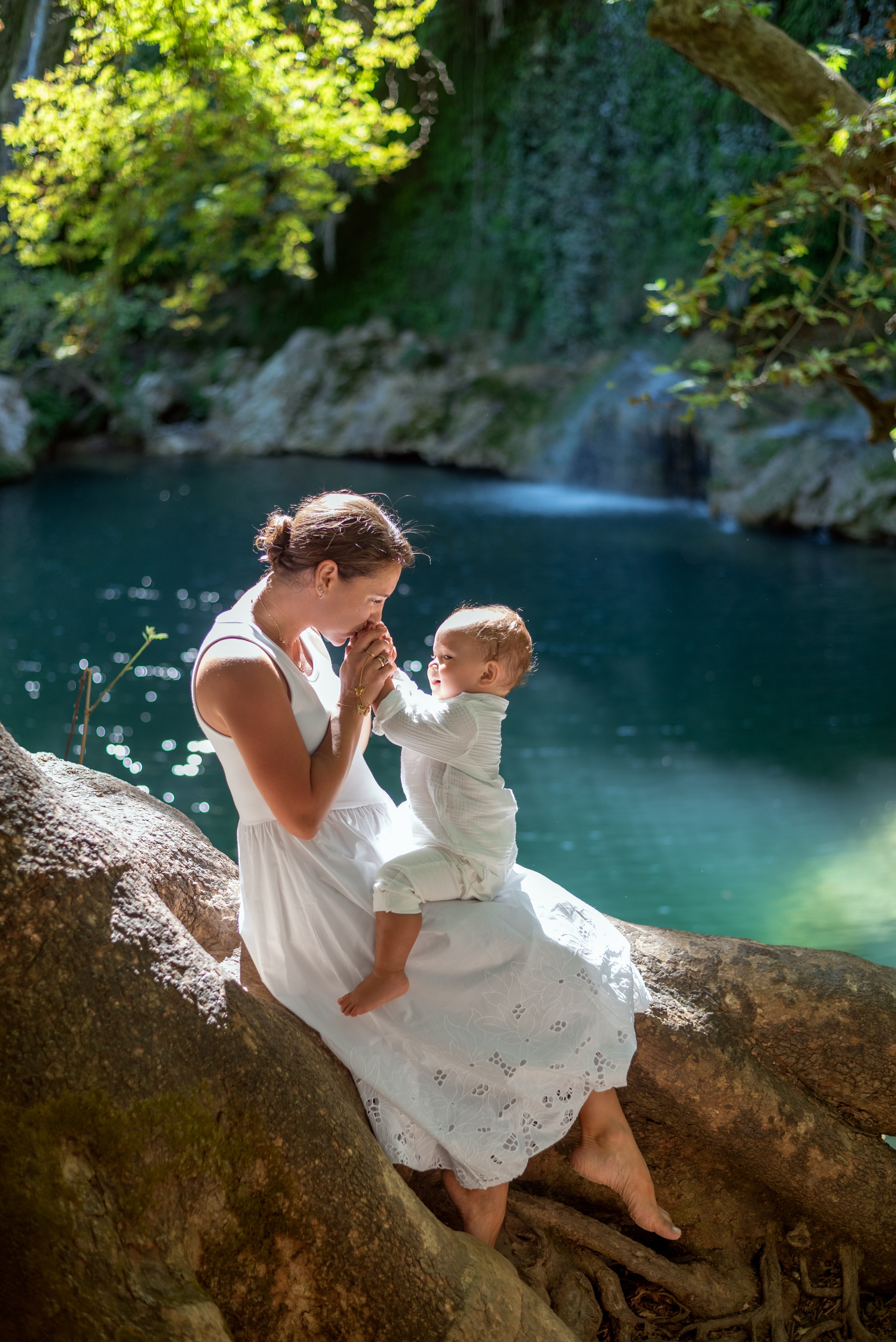 Живописный водопад с бирюзовой водой в Анталии. Фотограф Анталия, Кемер, Белек, Сиде Дарья Кая