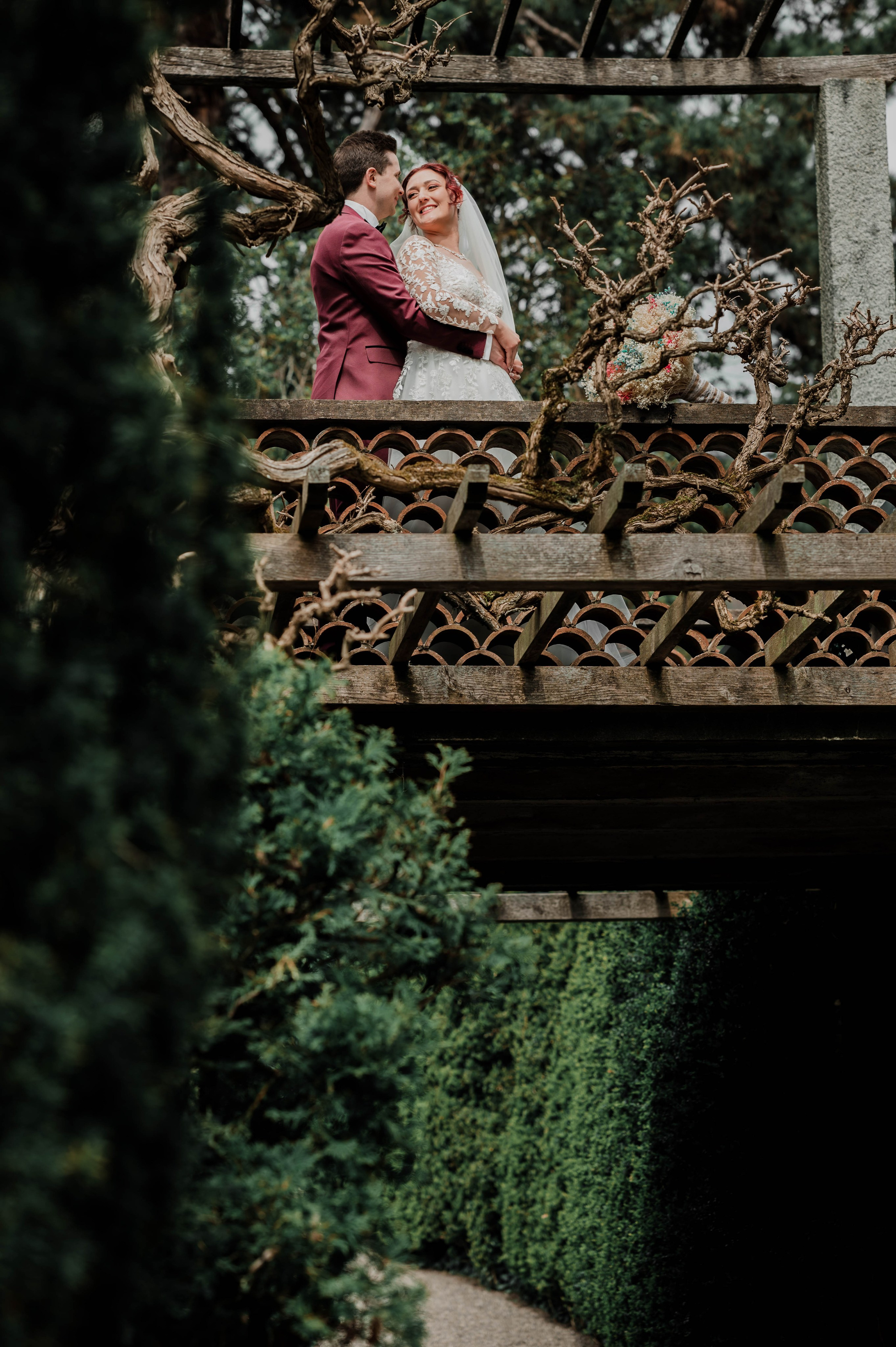 Hochzeit in Bern – Ella & Adrian. Authentische, emotionale, zeitlose Hochzeitsfotografie aus Albstadt