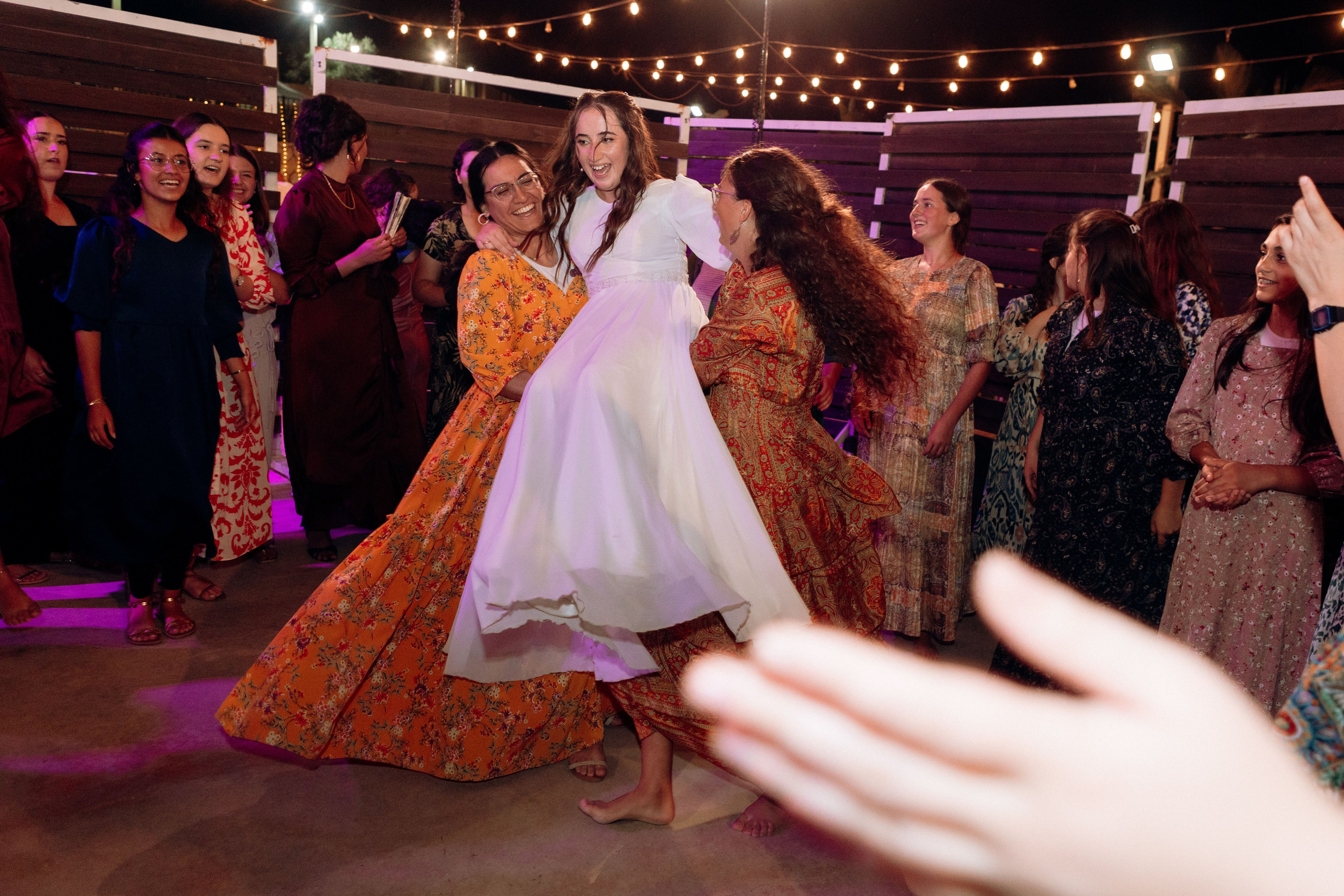 Hearts Become One. Https://shi-photo.com/