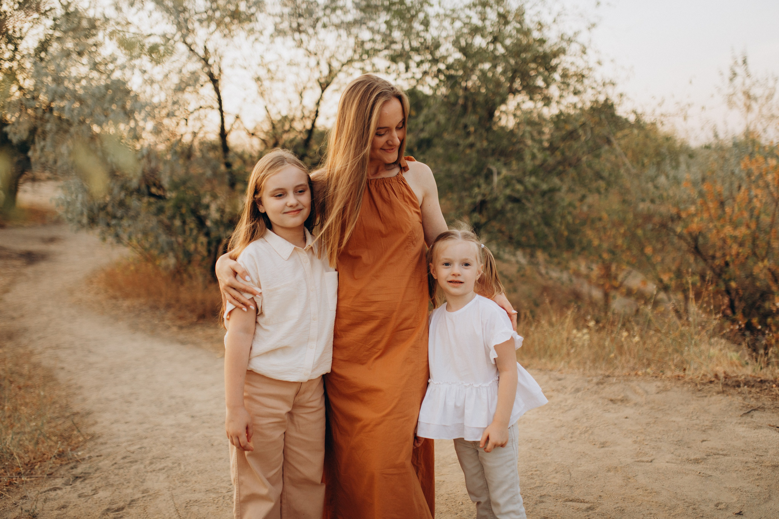 Ніколь Полінка Зіна Олександр. Сімейний фотограф Світлана Садовнікова