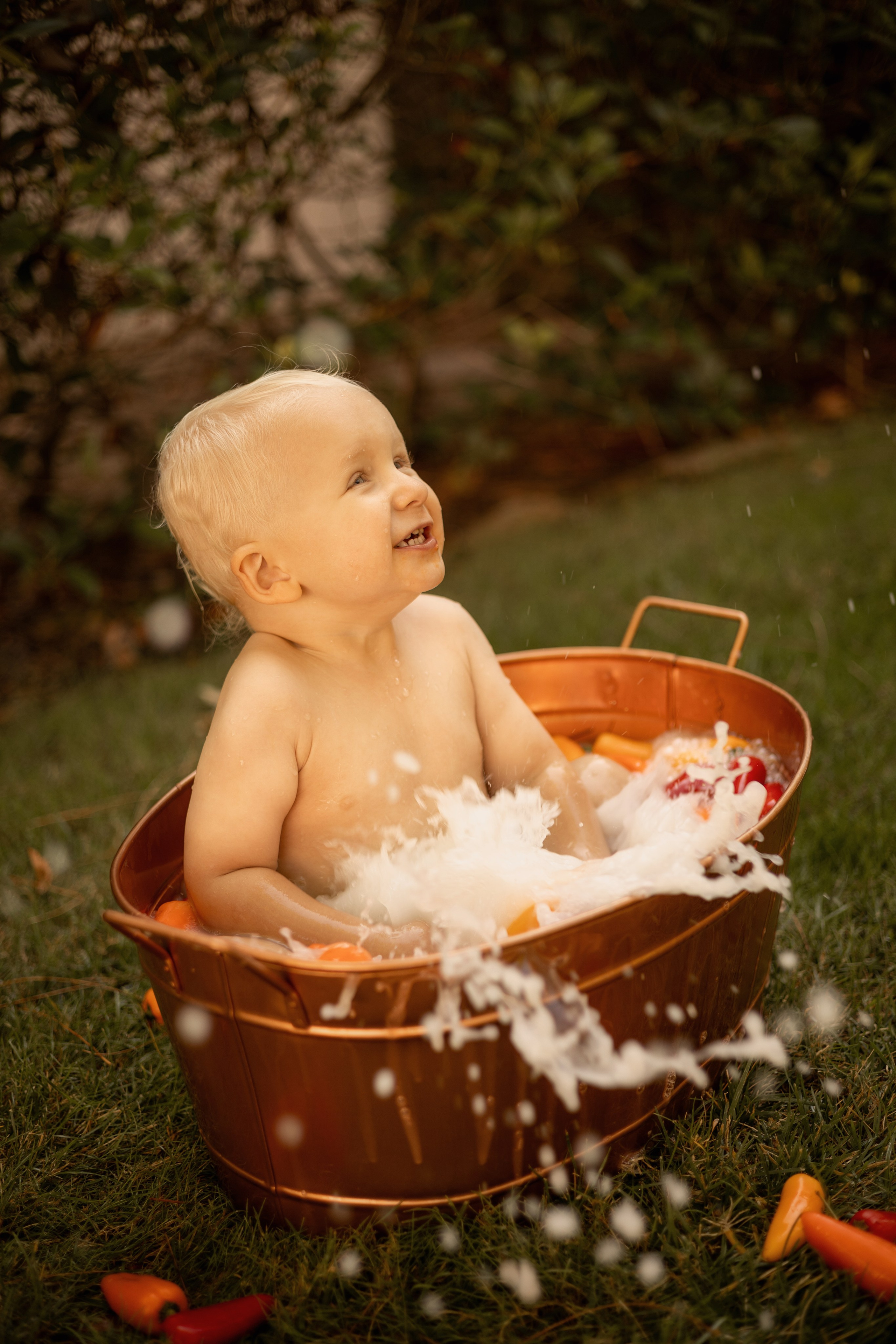 Newborn baby in the tub. Bay Area Photographer: family, maternity, love story, wedding