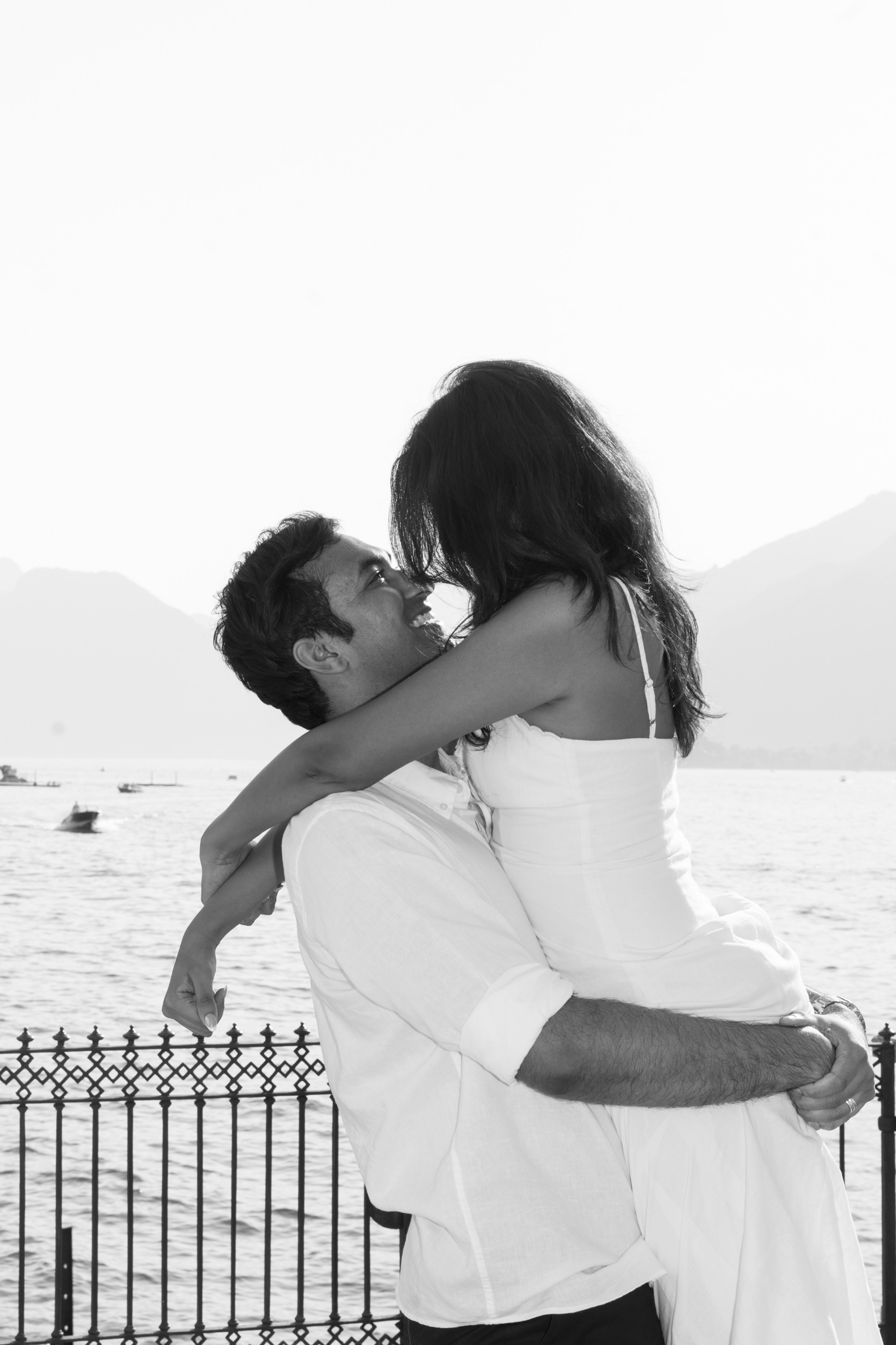 Secret Proposal at Villa Melzi, Lake Como. Lake Como Proposal Photographer | Surprise Proposals & Engagements