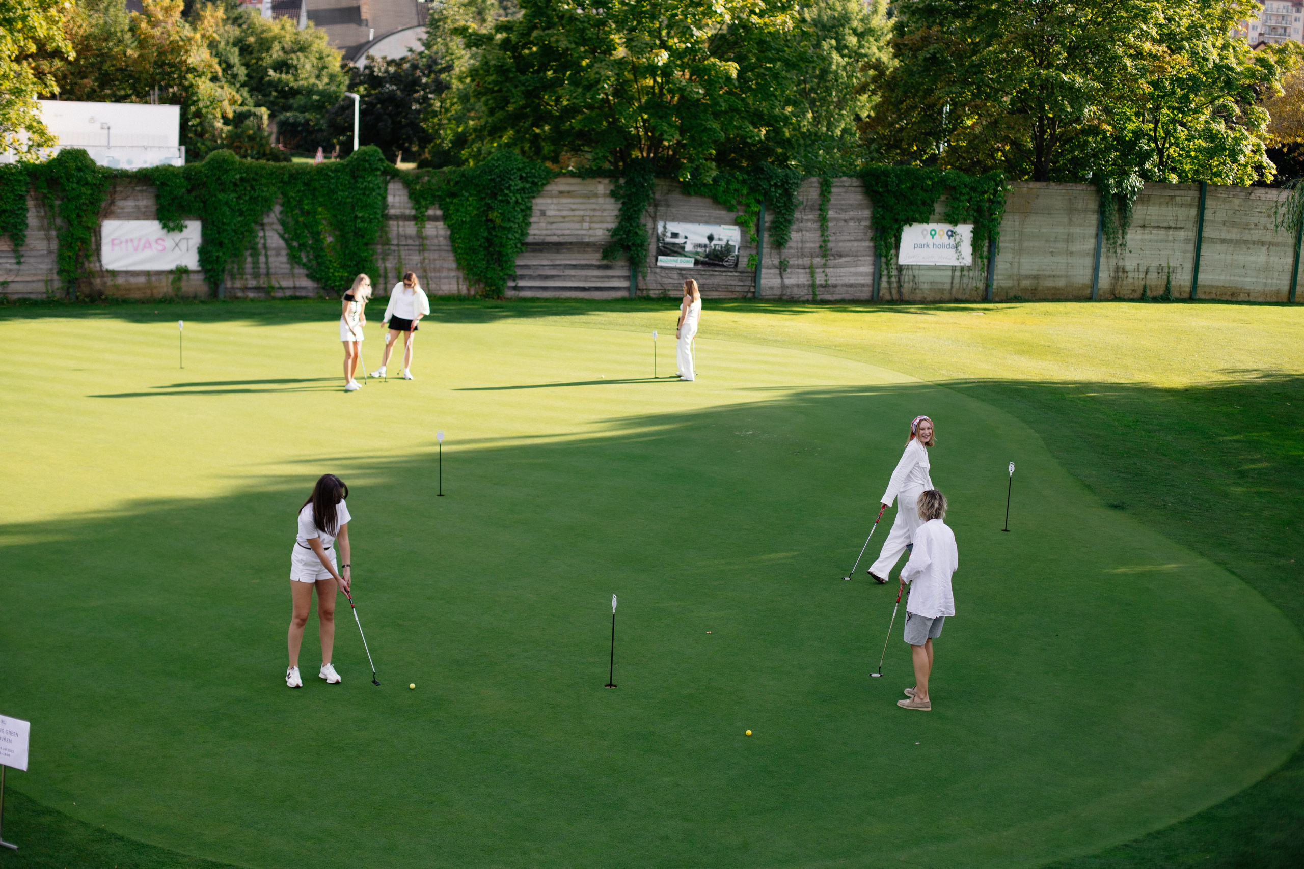 Content. Family photographer in Prague and Europe Francesca