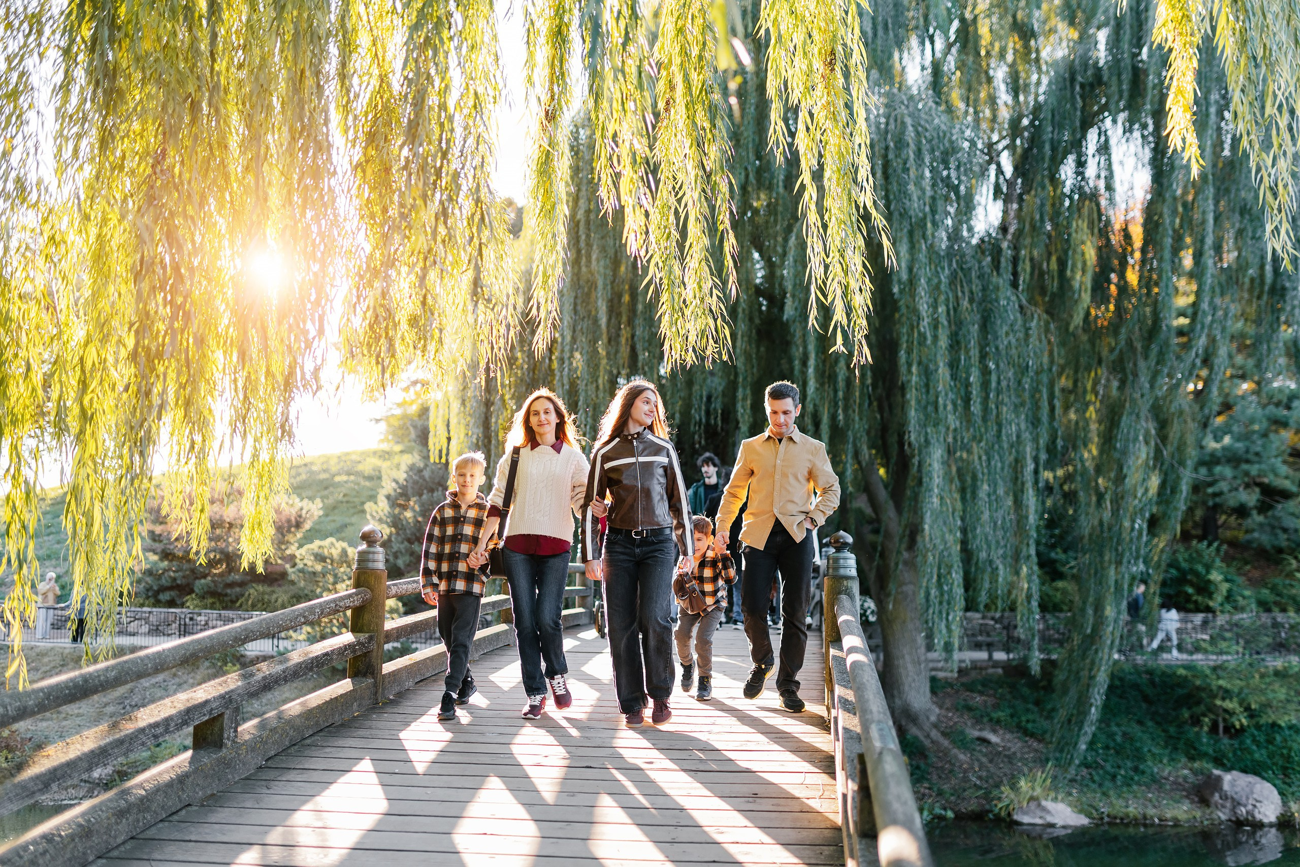 10.26.25 Family Photoshoot. Wedding family event photographer in Chicago Nick Yushevich