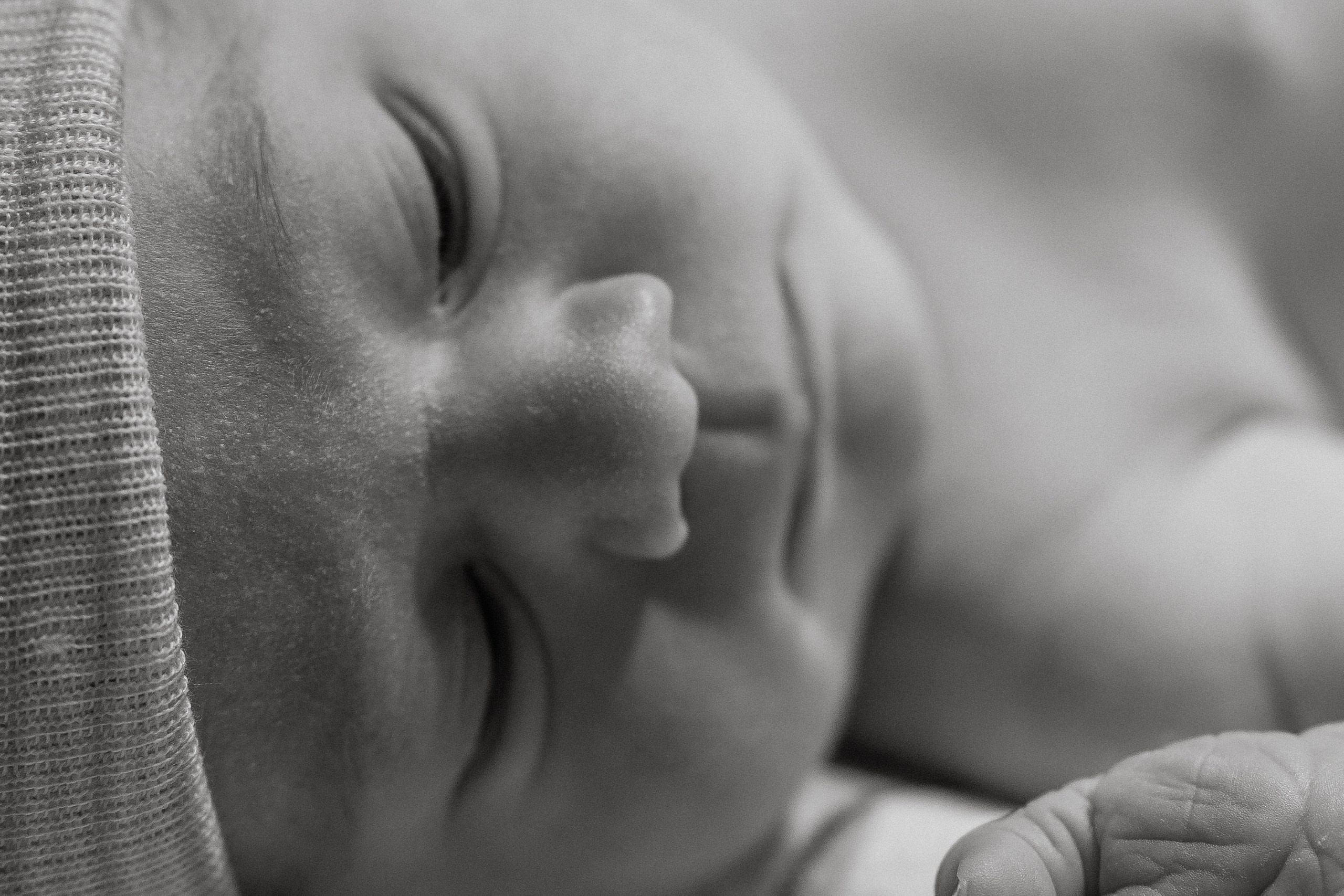 Hospital Birth Photography. Alisa Tant — Family and newborn photographer Bucks County, Montgomery county, Philadelphia, NJ