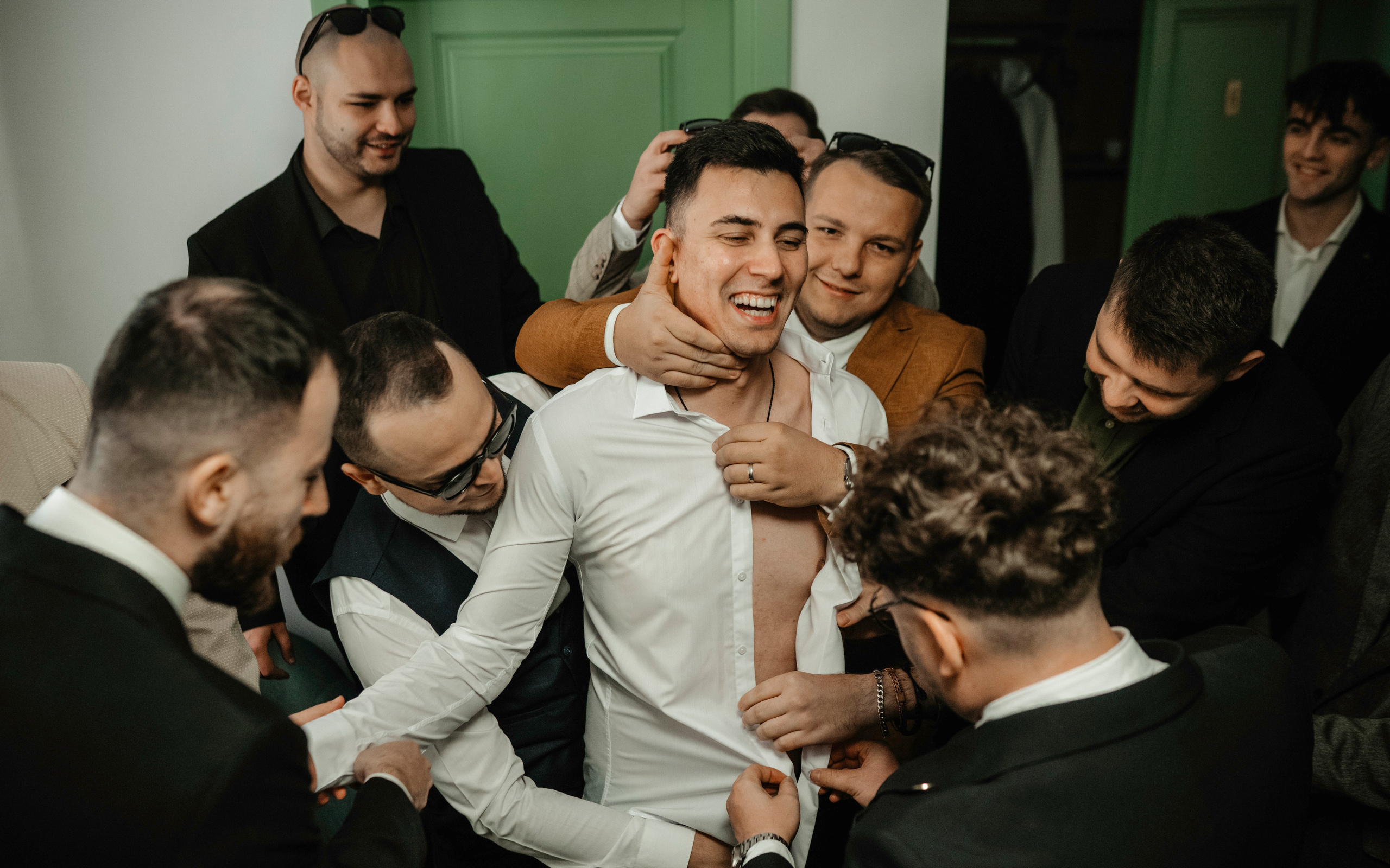 🤎 I o a n a  & D a n i e l — Wedding Day Preview. Wedding & Family Photographer