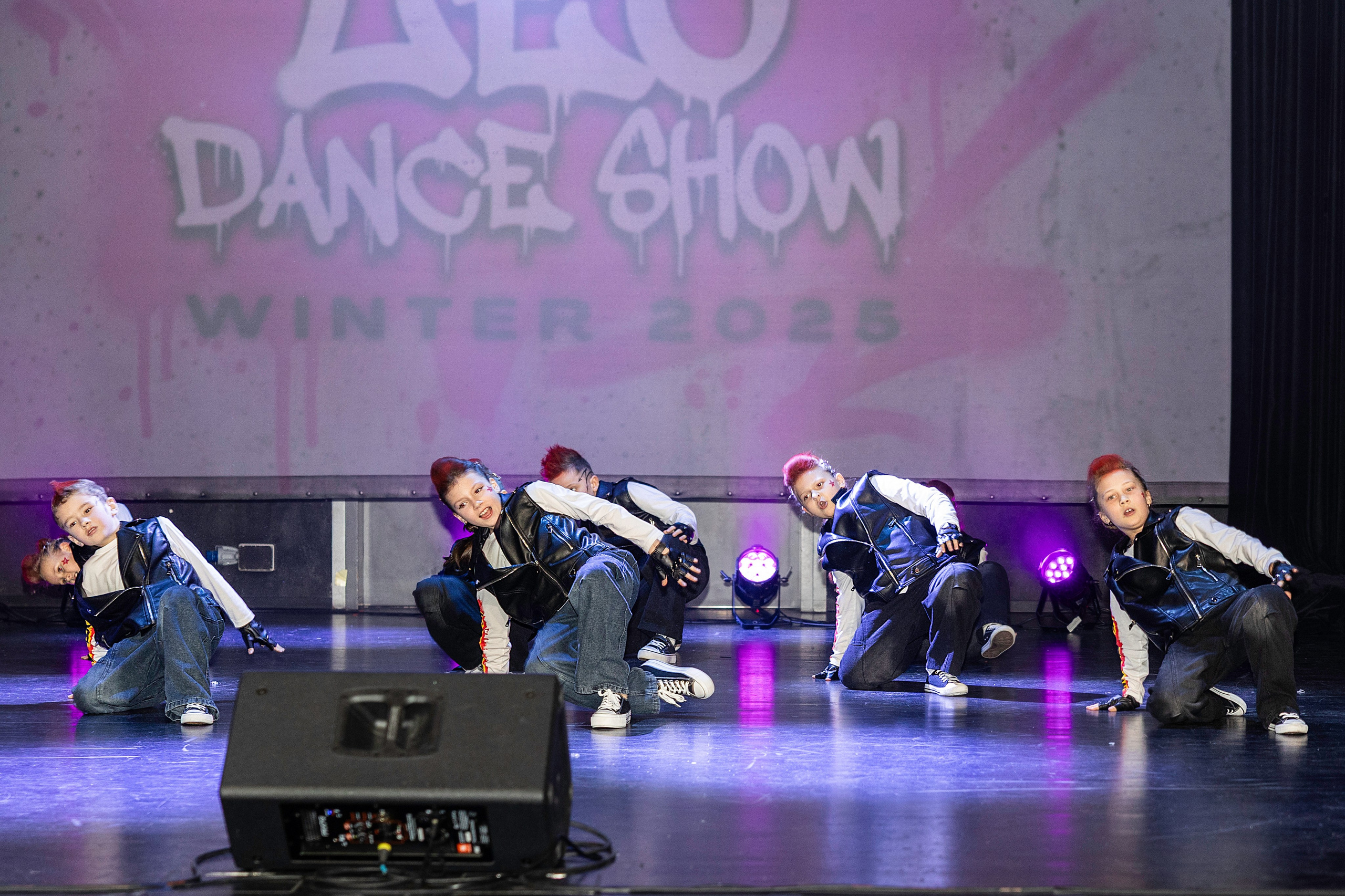 LEO DANCE SHOW WINTER 2025. Семейный и детский фотограф в Варшаве Мила Бобровская