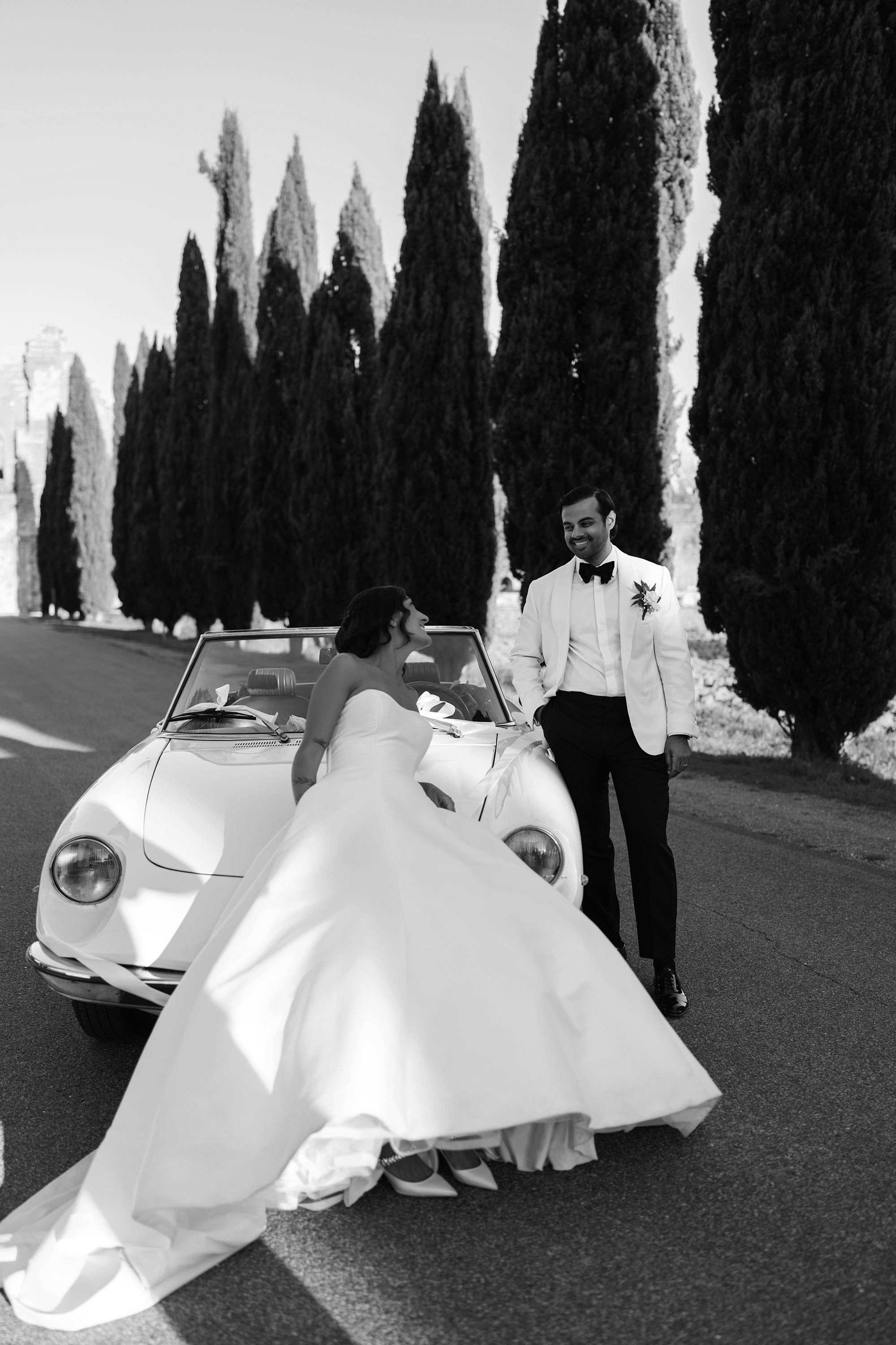 Ginevra and Avi — Abbazia di San Galgano, Tuscany. Destination Wedding Photographers and content creators based in Spain