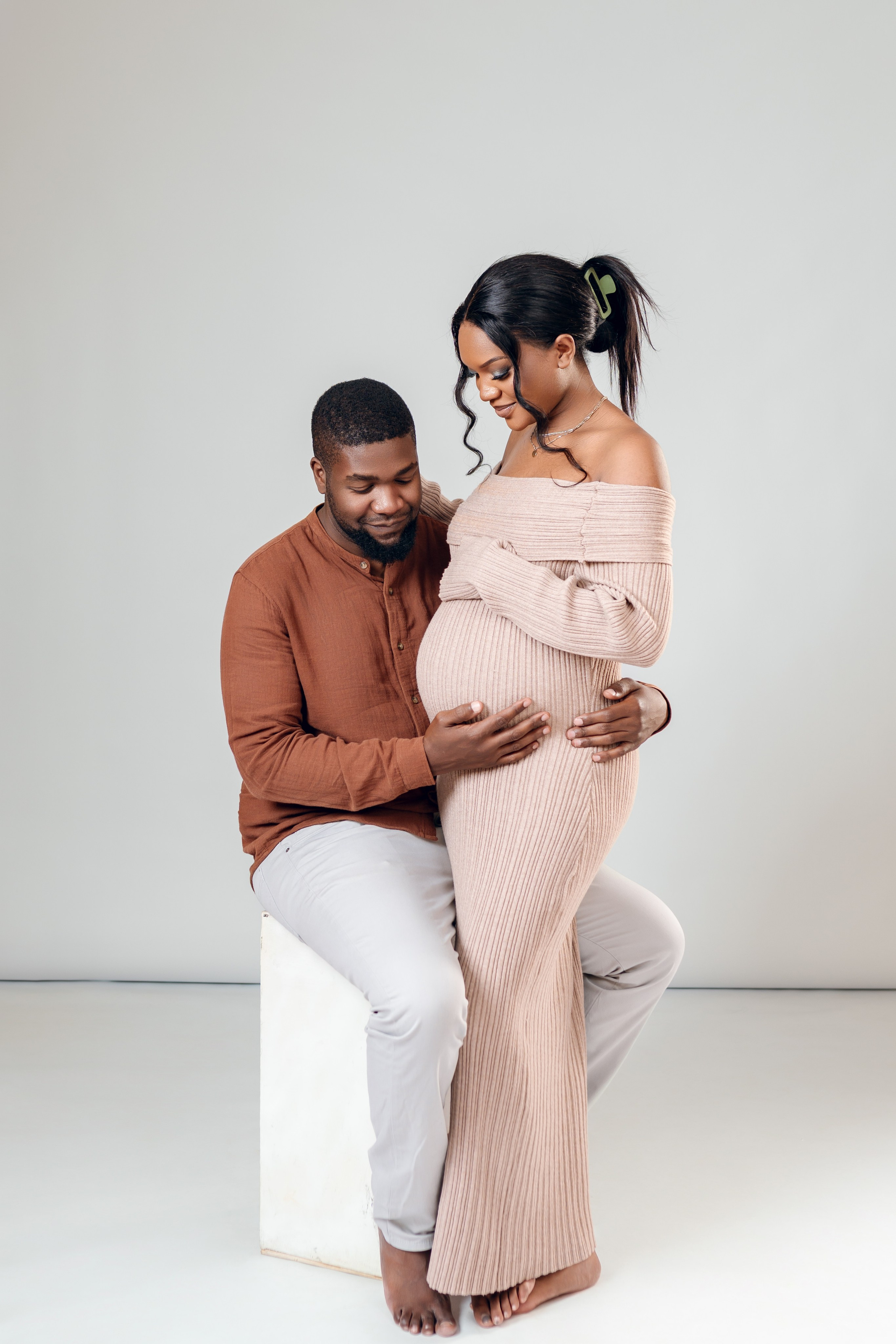 Maternity. Photographer: Avant Media ZM