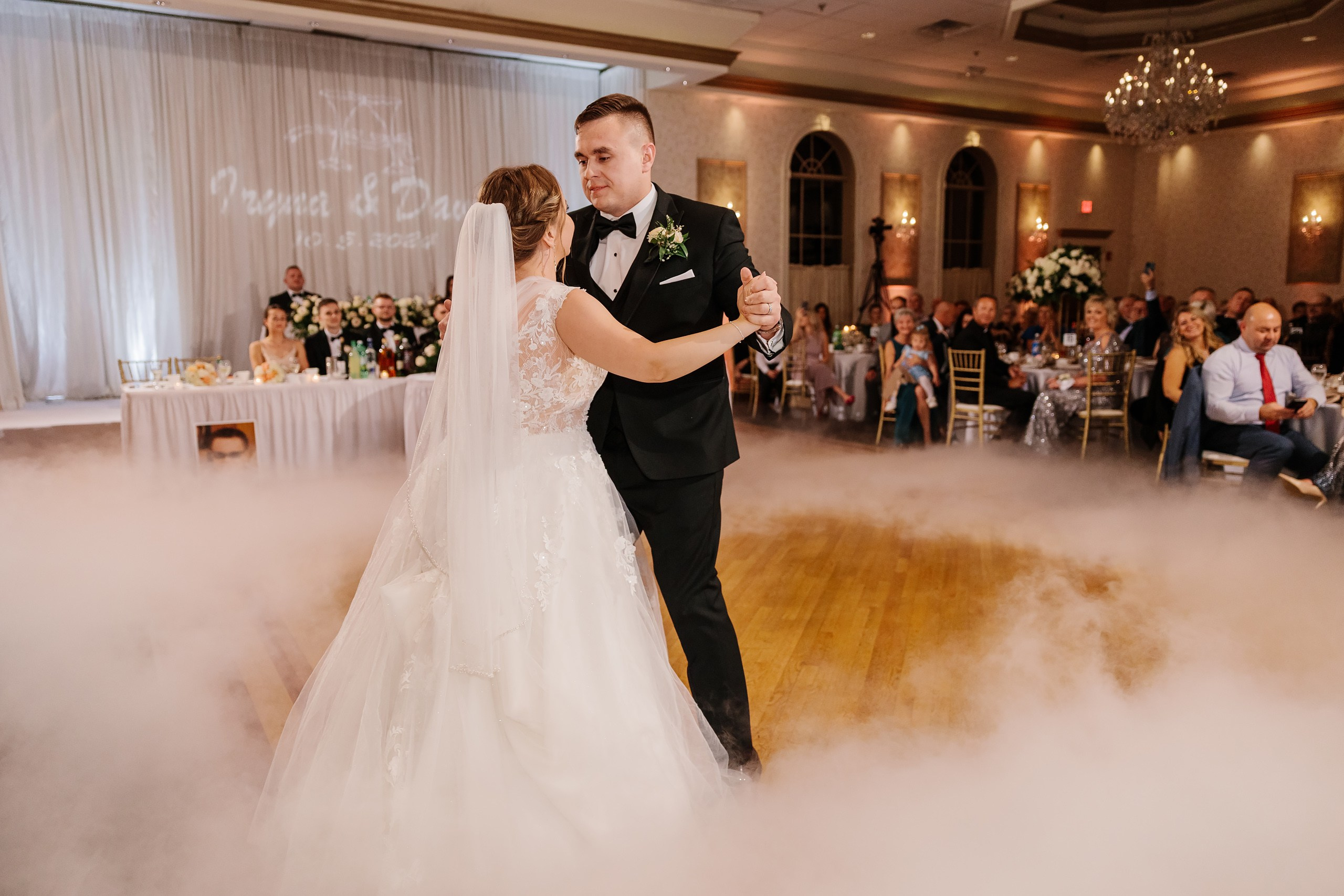 05.10.2024 Wedding. Wedding family event photographer in Chicago Nick Yushevich