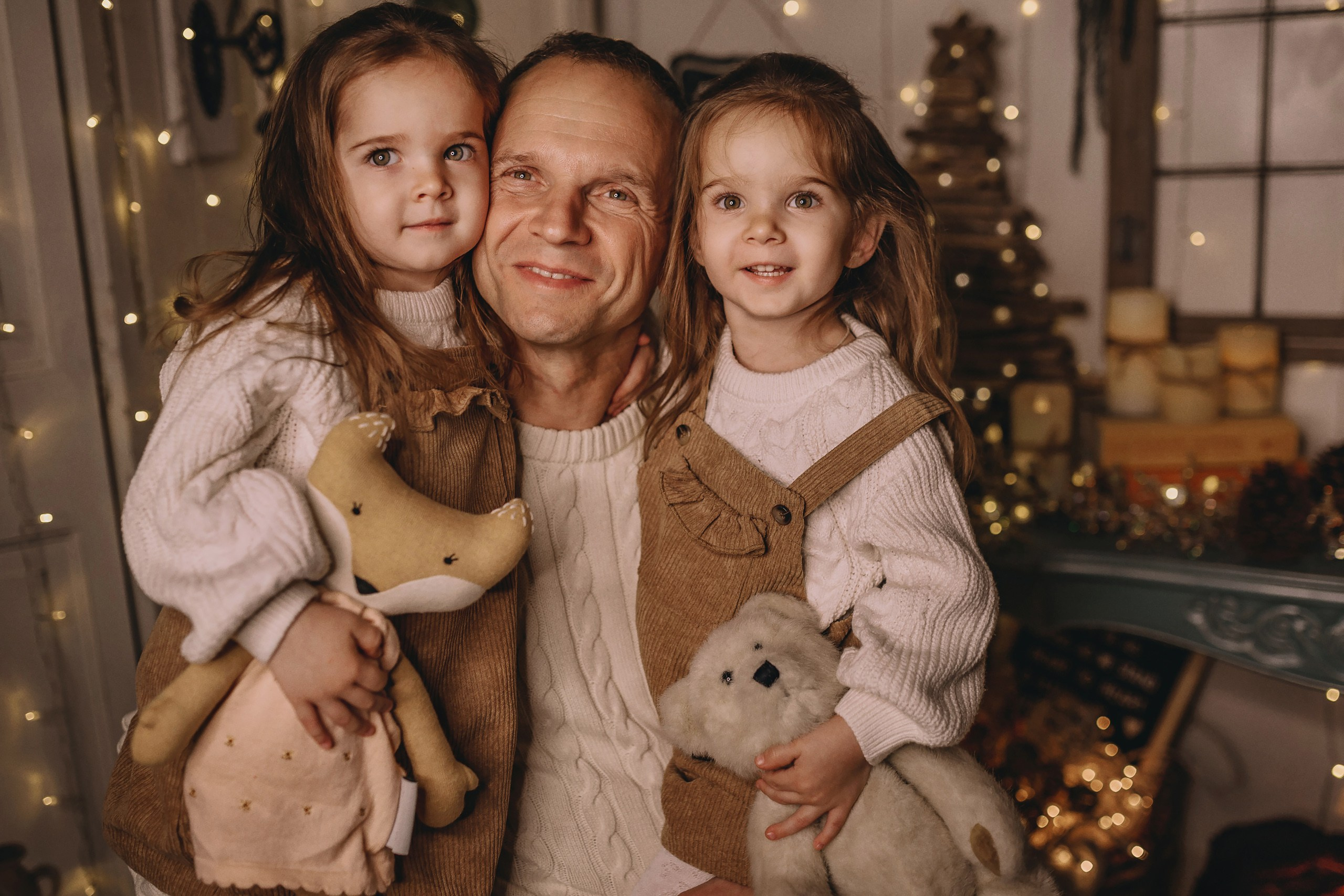 11.26.2025 Christmas Photoshoot. Wedding family event photographer in Chicago Nick Yushevich