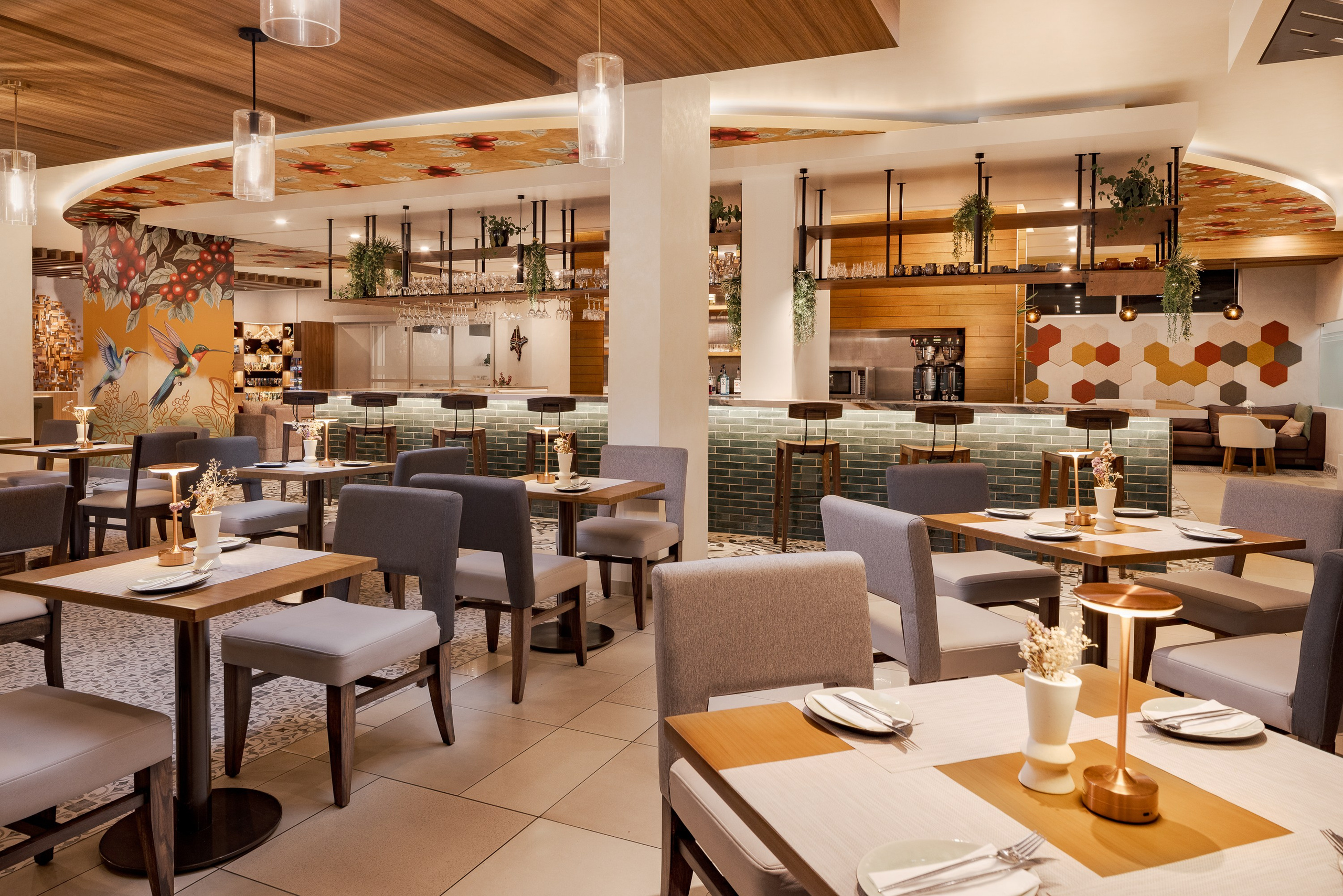 Hyatt Place San Jose Pinares. Professionals Hotel Content Creators Salt and Pepper Studio