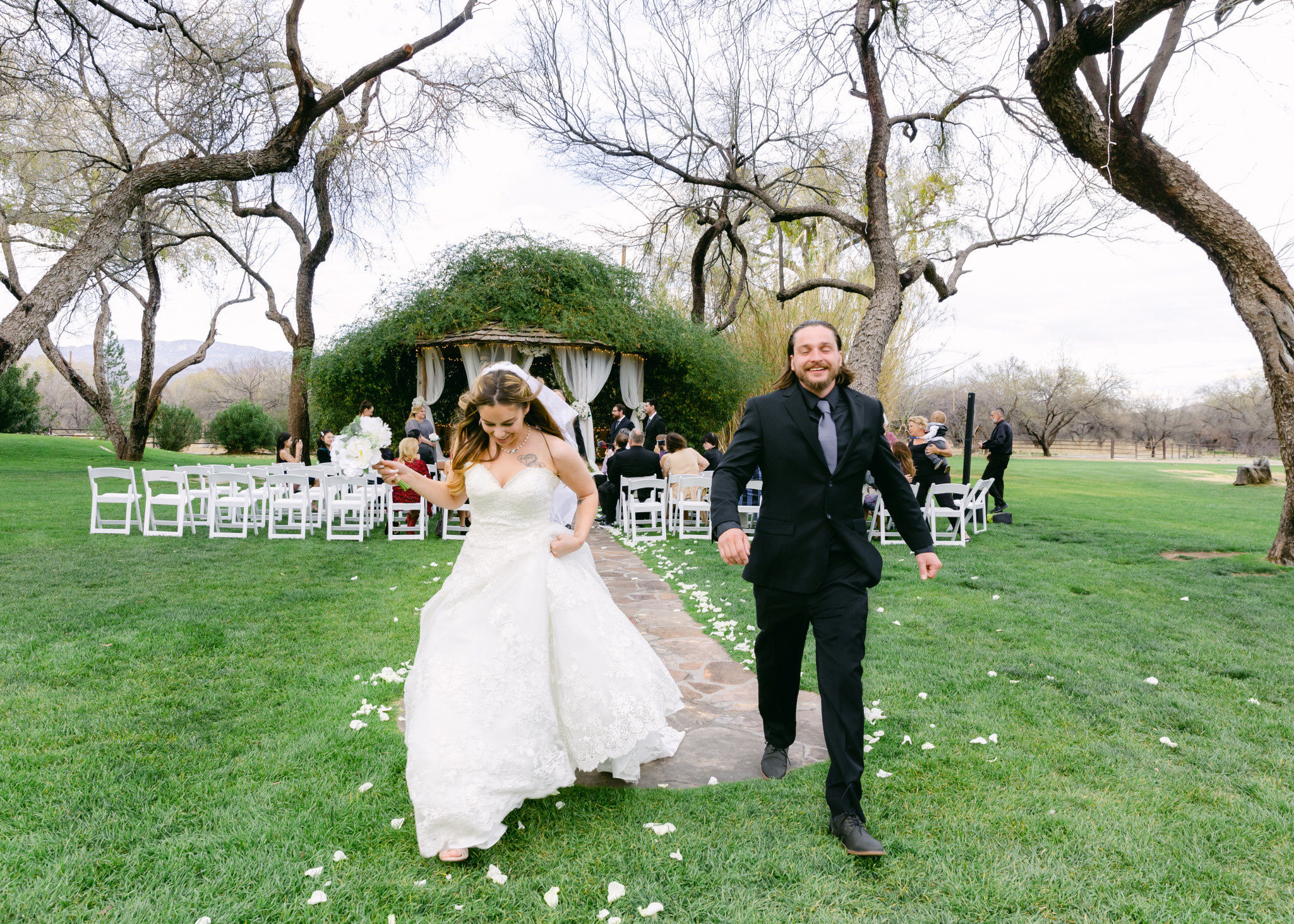 Hannah & Donovan. Anastasia Post: Wedding and Editorial Photography