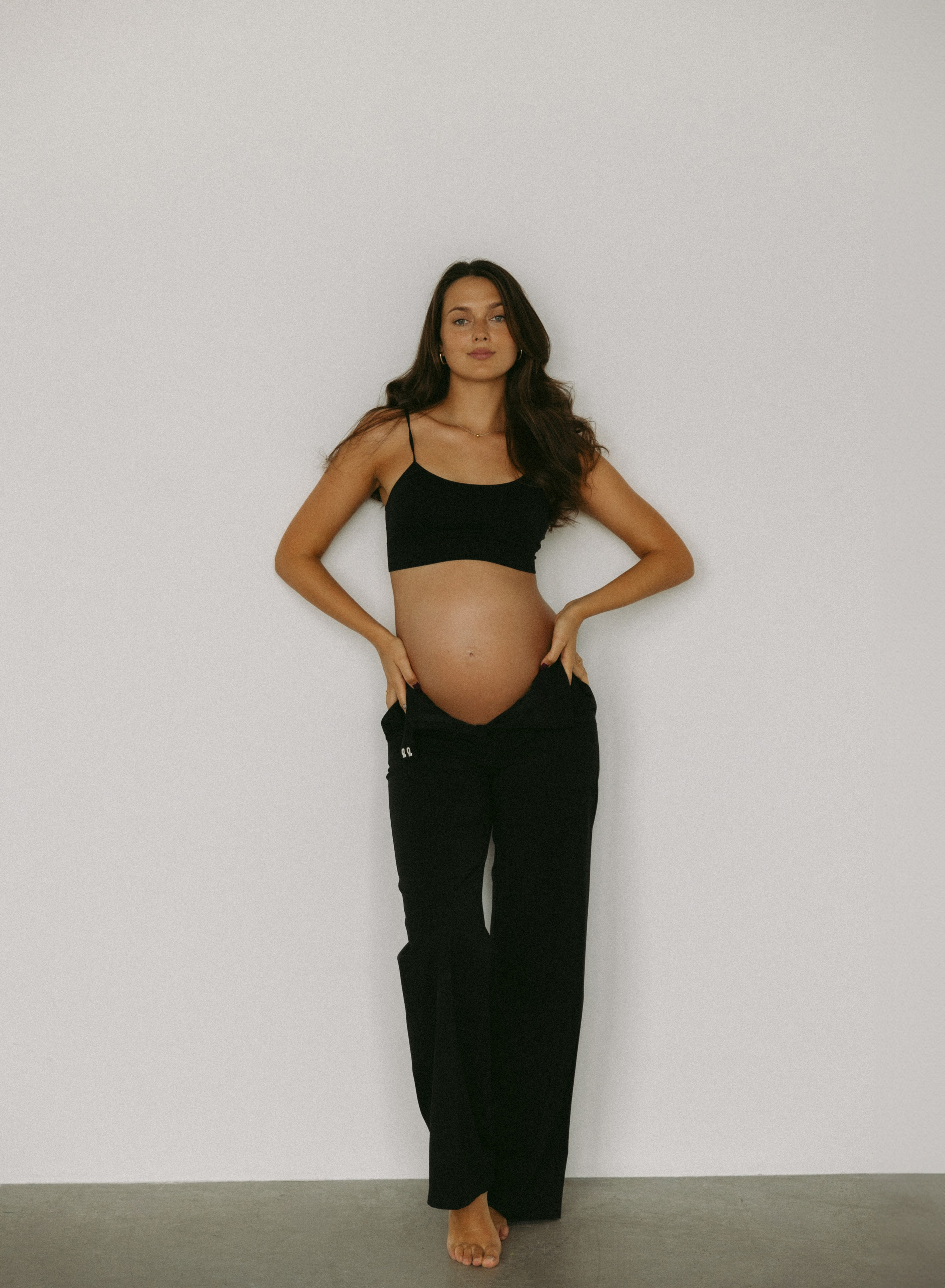 Ieva ir Žilvinas | Moderni laukimo fotosesija studijoje. Vestuvių ir šeimų fotografė Lena Bondarenko / belove photo