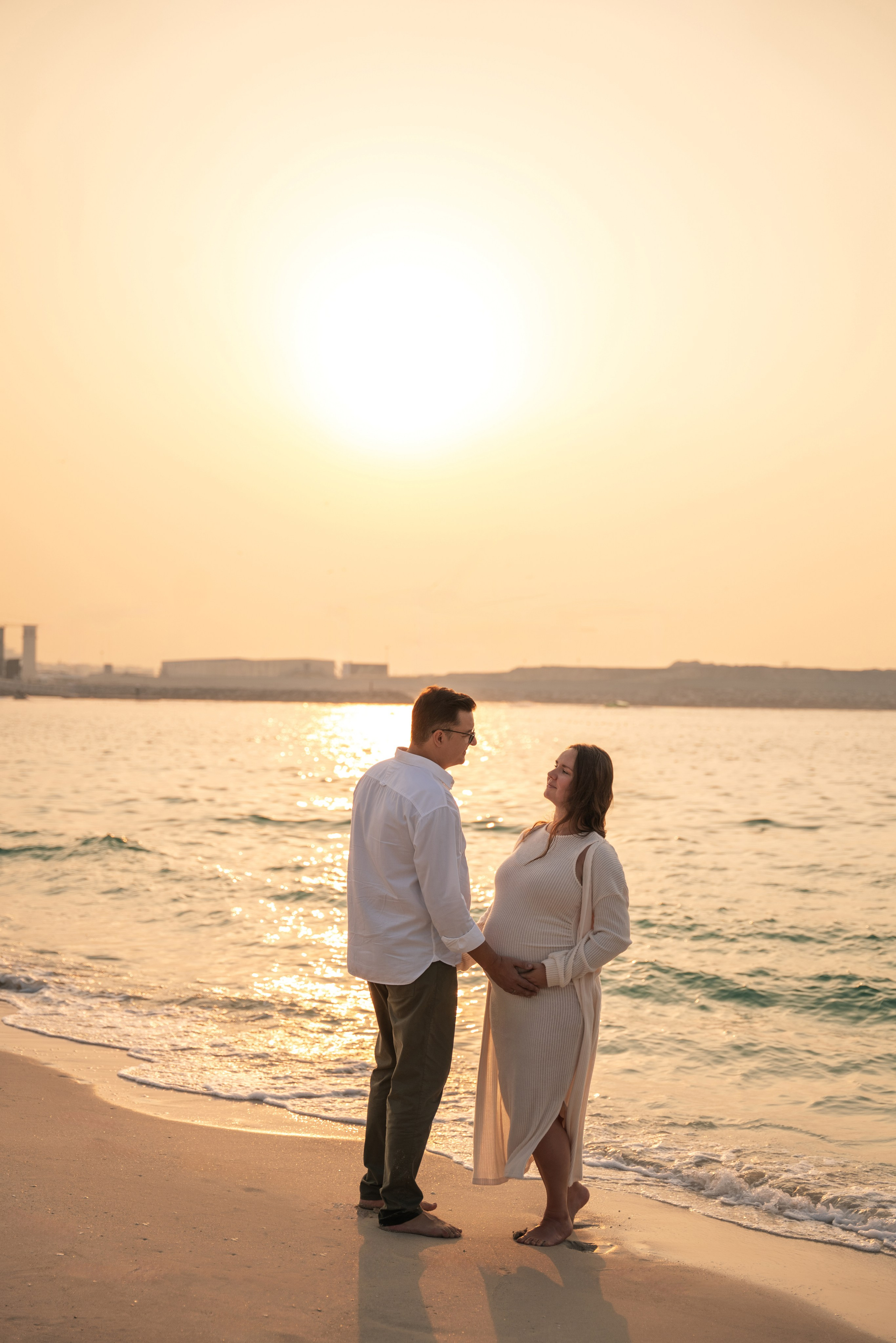 Beach sunset. Angela Iakovleva — Family Photographer in Dubai