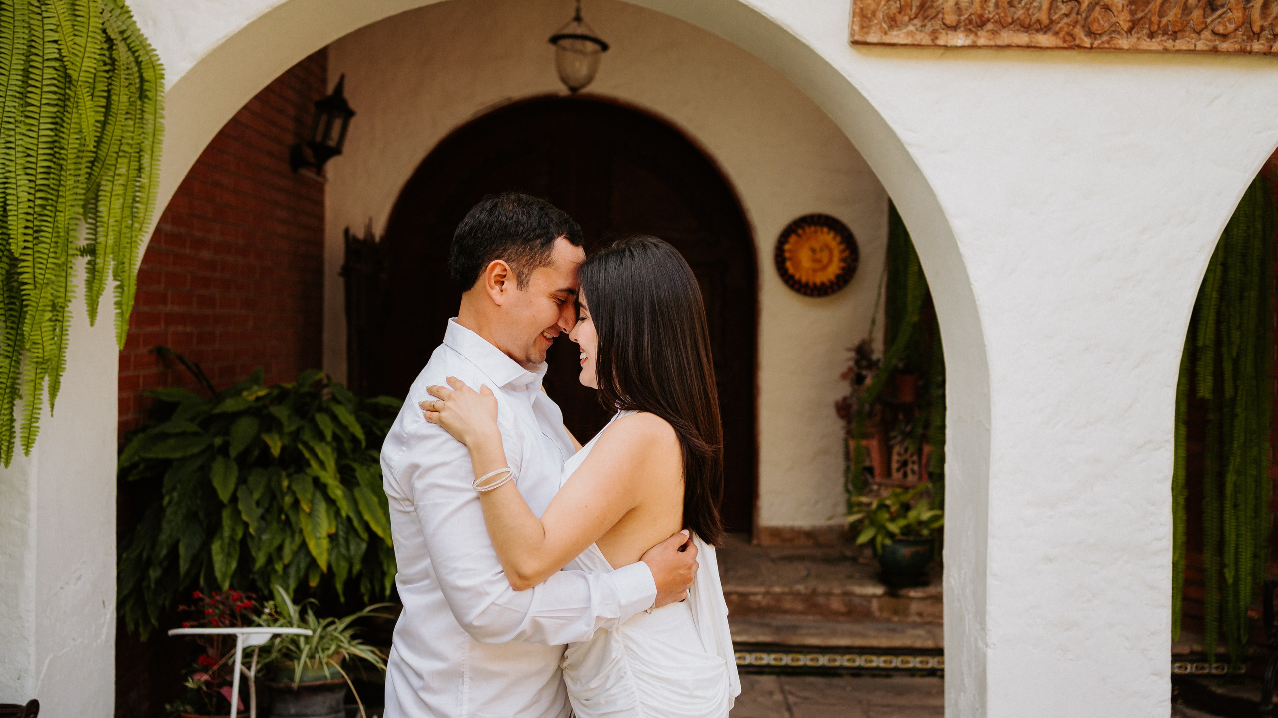 Alejandra y Brayan. Fotógrafo de Bodas en Lima | Ronhy Altamirano. Fotografía narrativa y cinematográfica para bodas, quinceañeras y eventos exclusivos