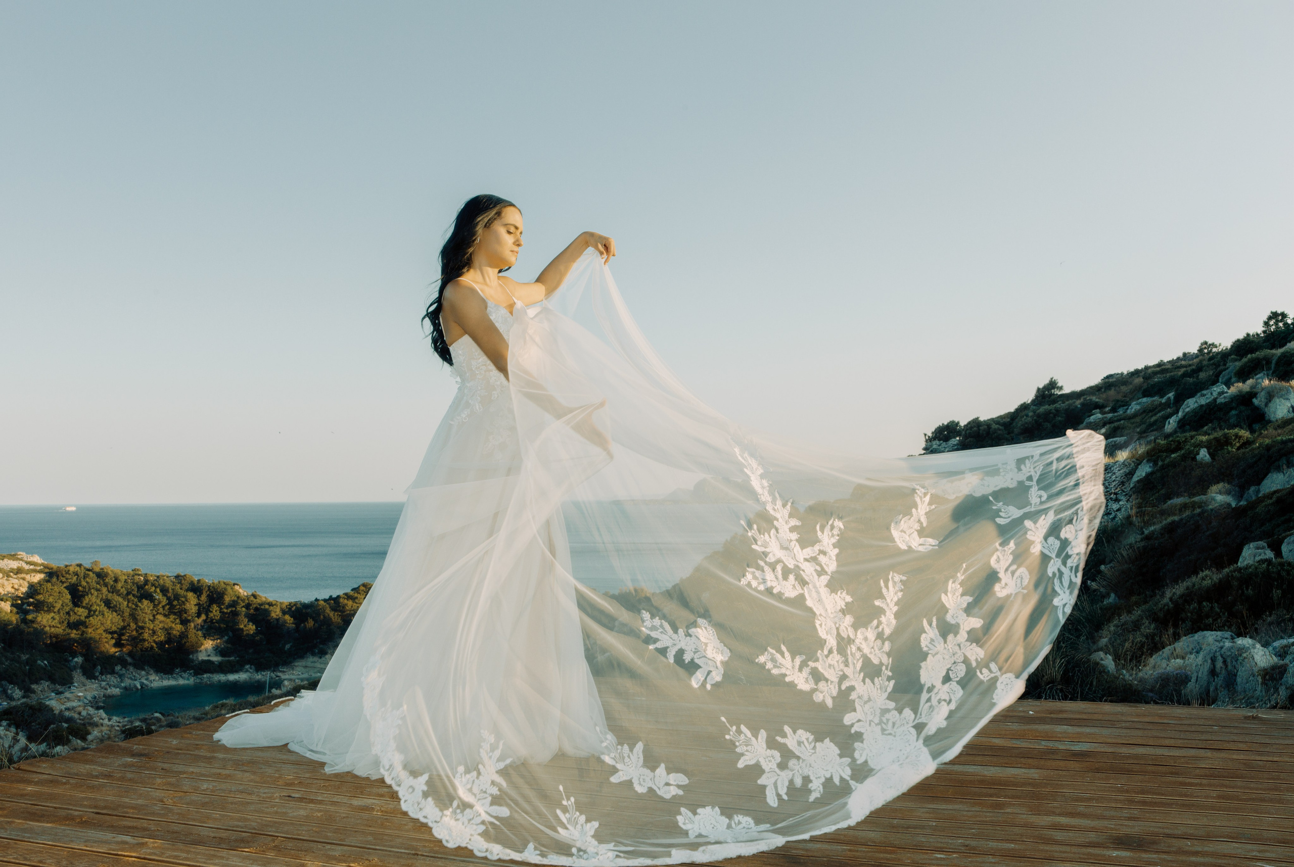 Wind-Kissed. איירין ארט פוטו — צלמת חתונות ופורטרטים ביוון, האי רודוס