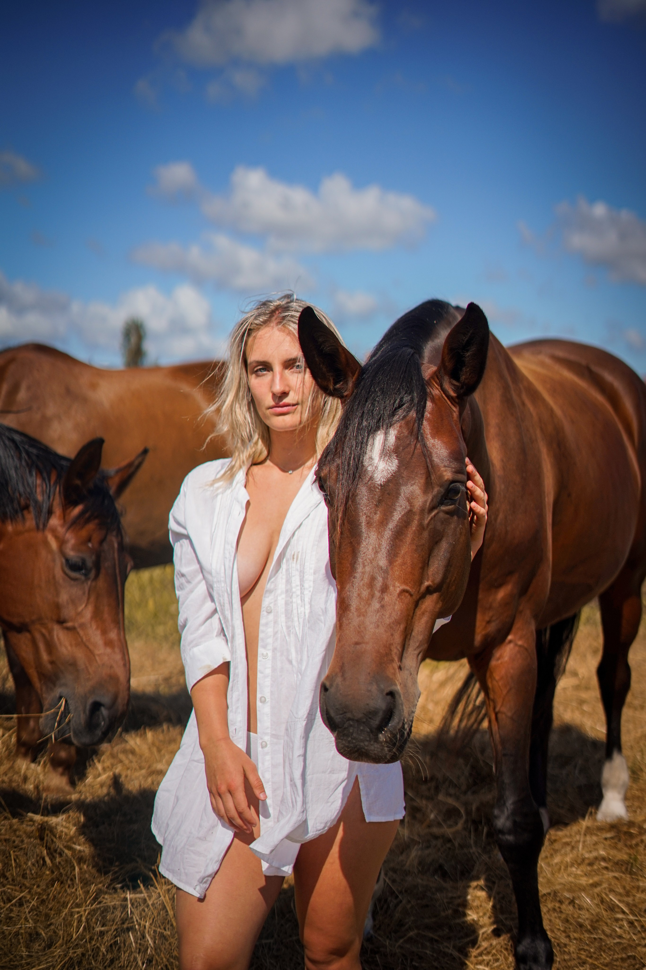 Horses and Harmony Ft.Paula. Potrait Photography Arjunovision
