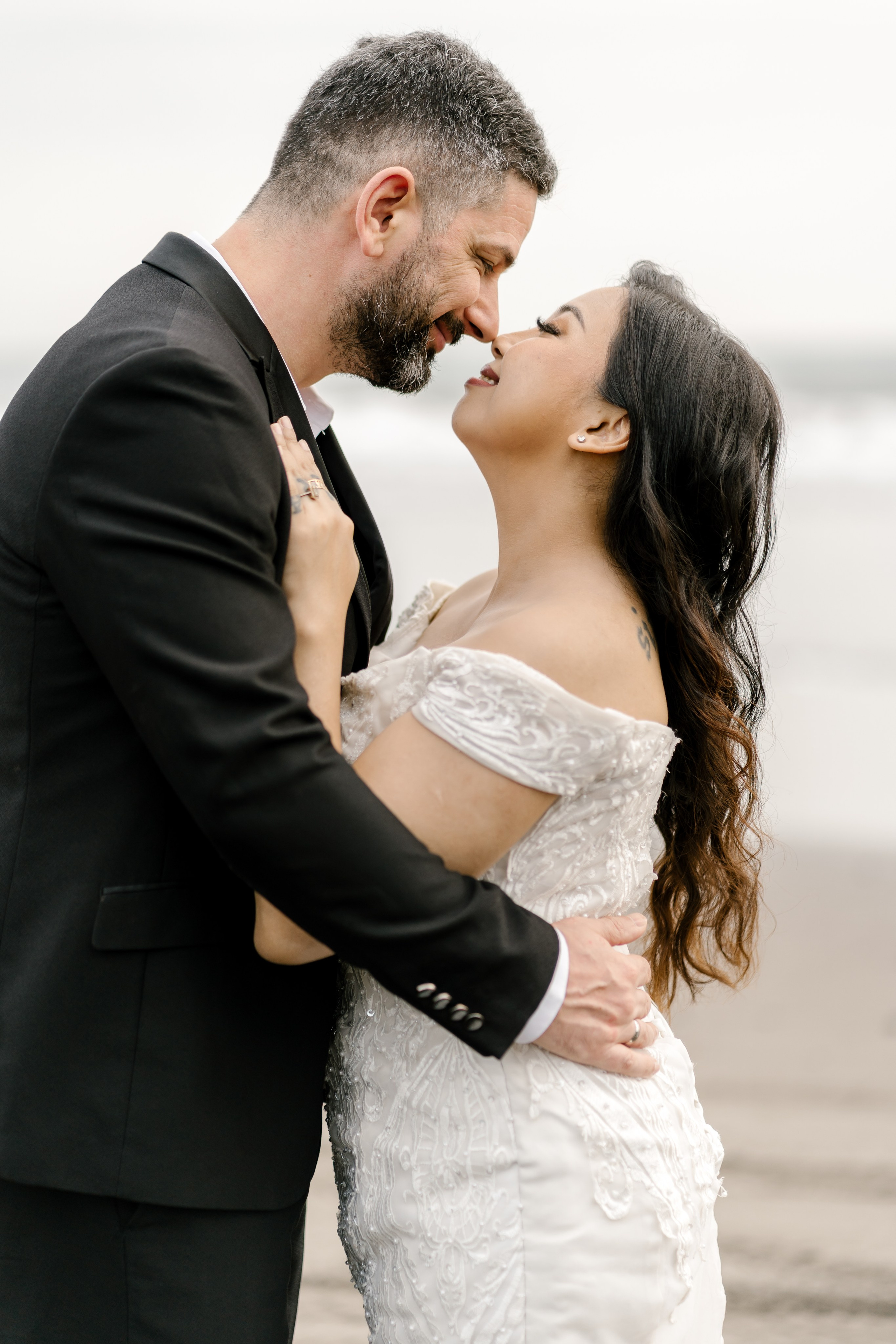 Honeymoon Photoshoot in Bali. Female Photographer in Bali