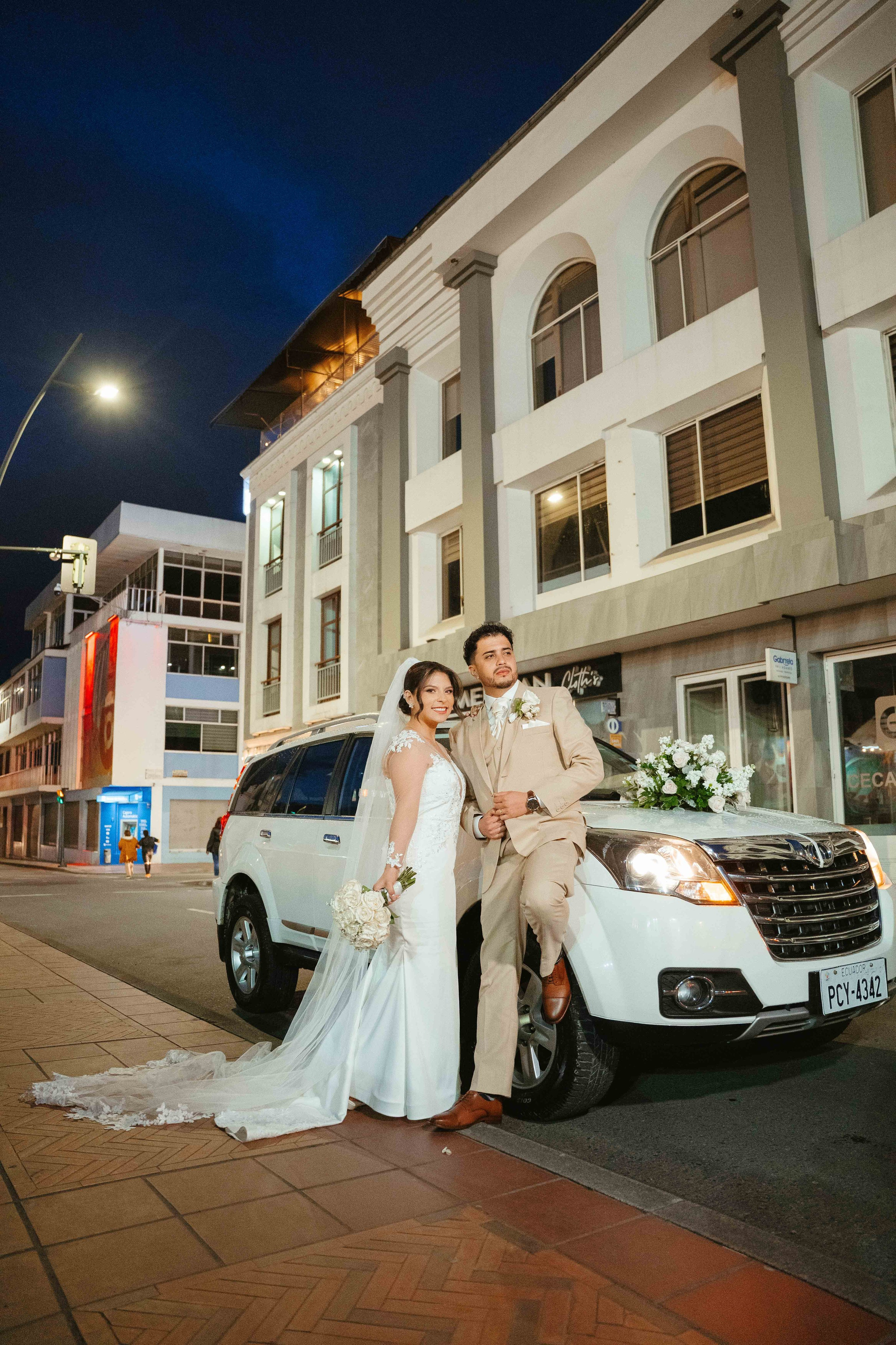 Boda de Kelvin y Yari en Loja | Fotografía y Filmación por Piero Alvarez. Fotógrafo de bodas en Loja Ecuador | Piero Alvarez PH