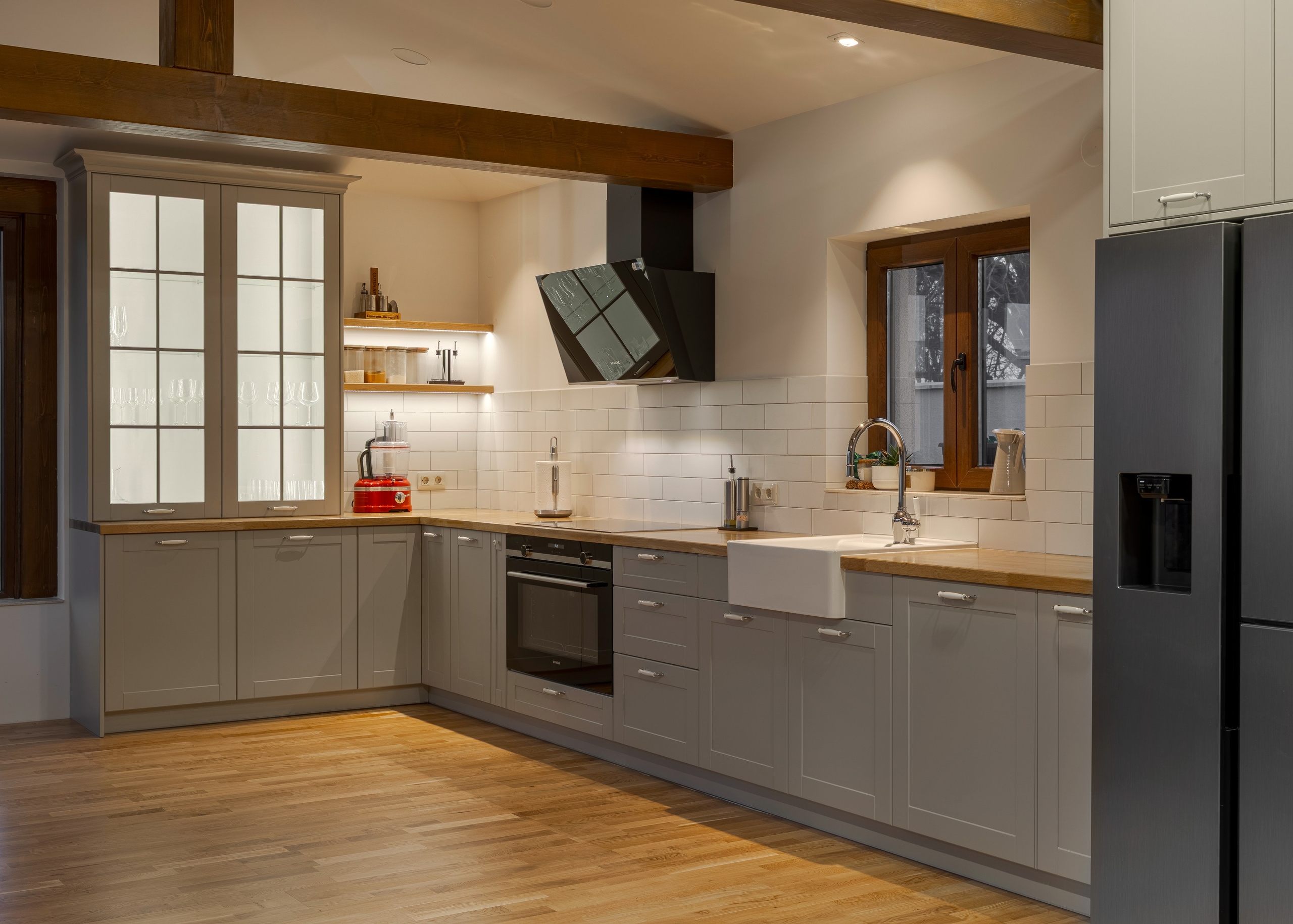 Кухня бижу от мебели Русев. Професионален фотограф в Пловдив и областта