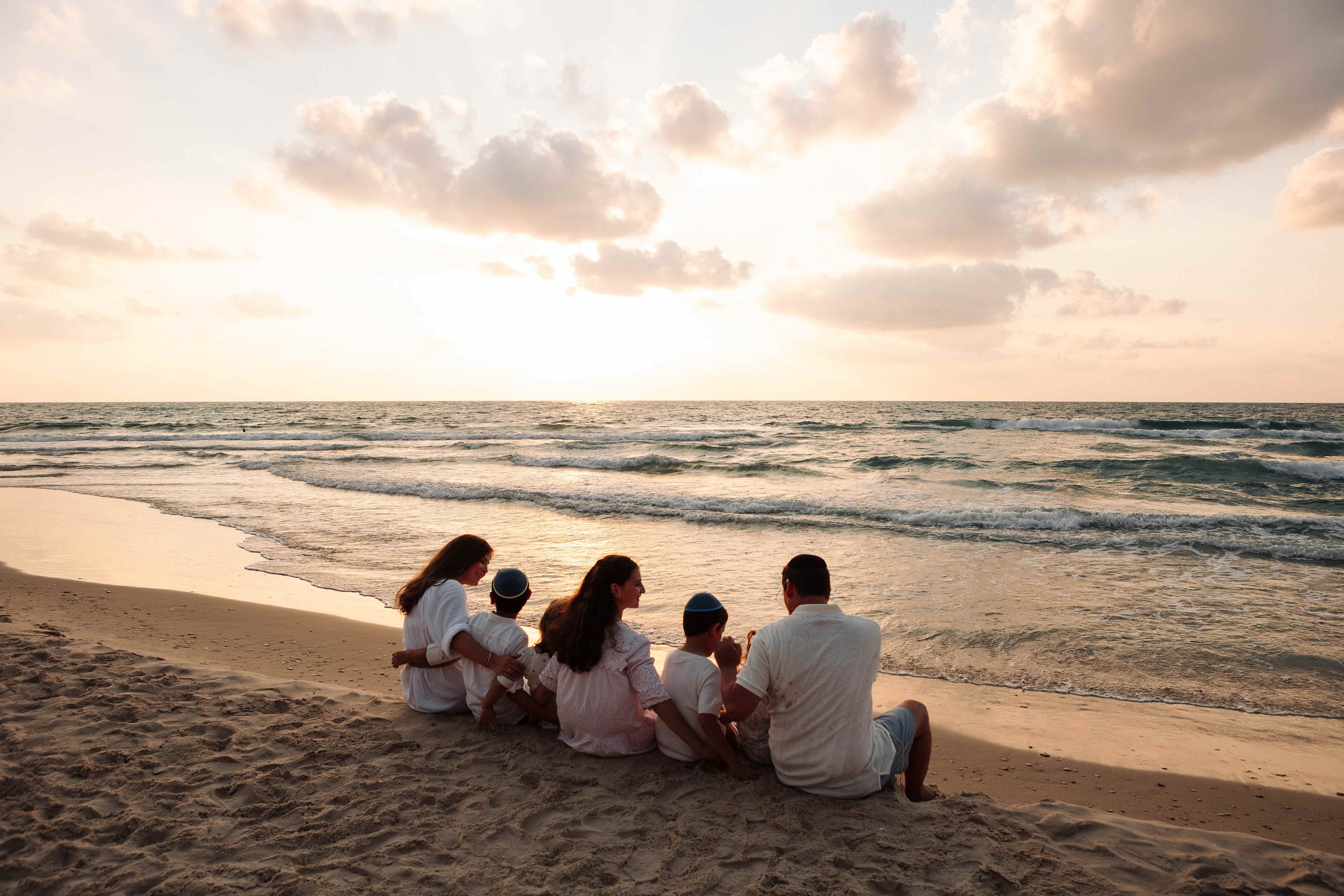 SEA PHOTOSESSION IN NETANYA. Https://shi-photo.com/