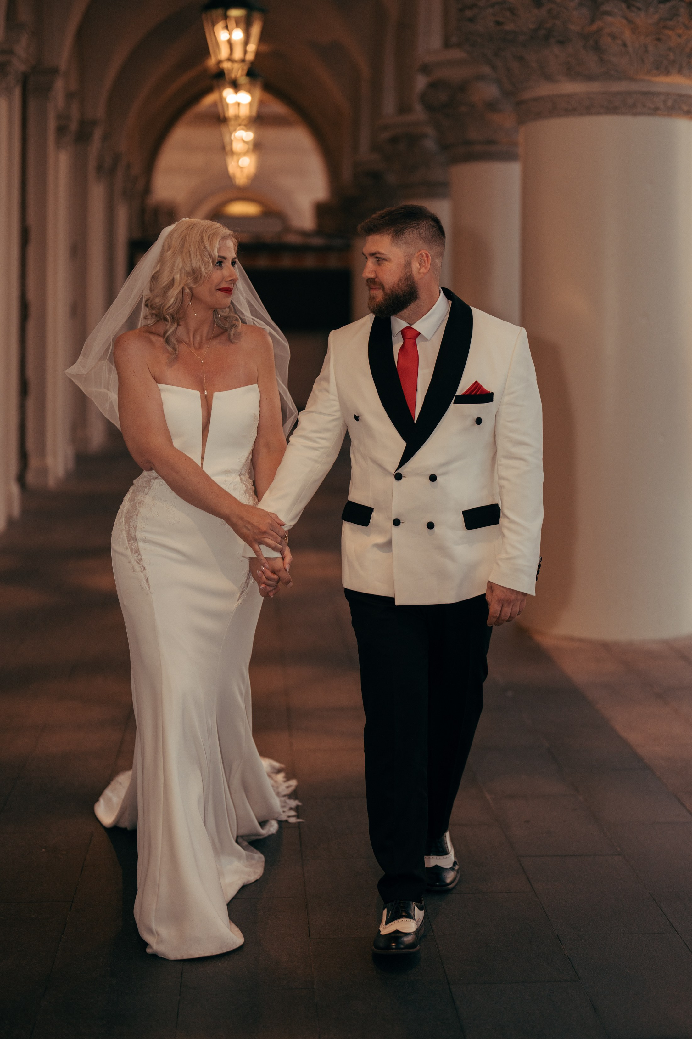 Chris&Holly. Wedding & elopement photographer Viktoriya Kravtsov. Las Vegas