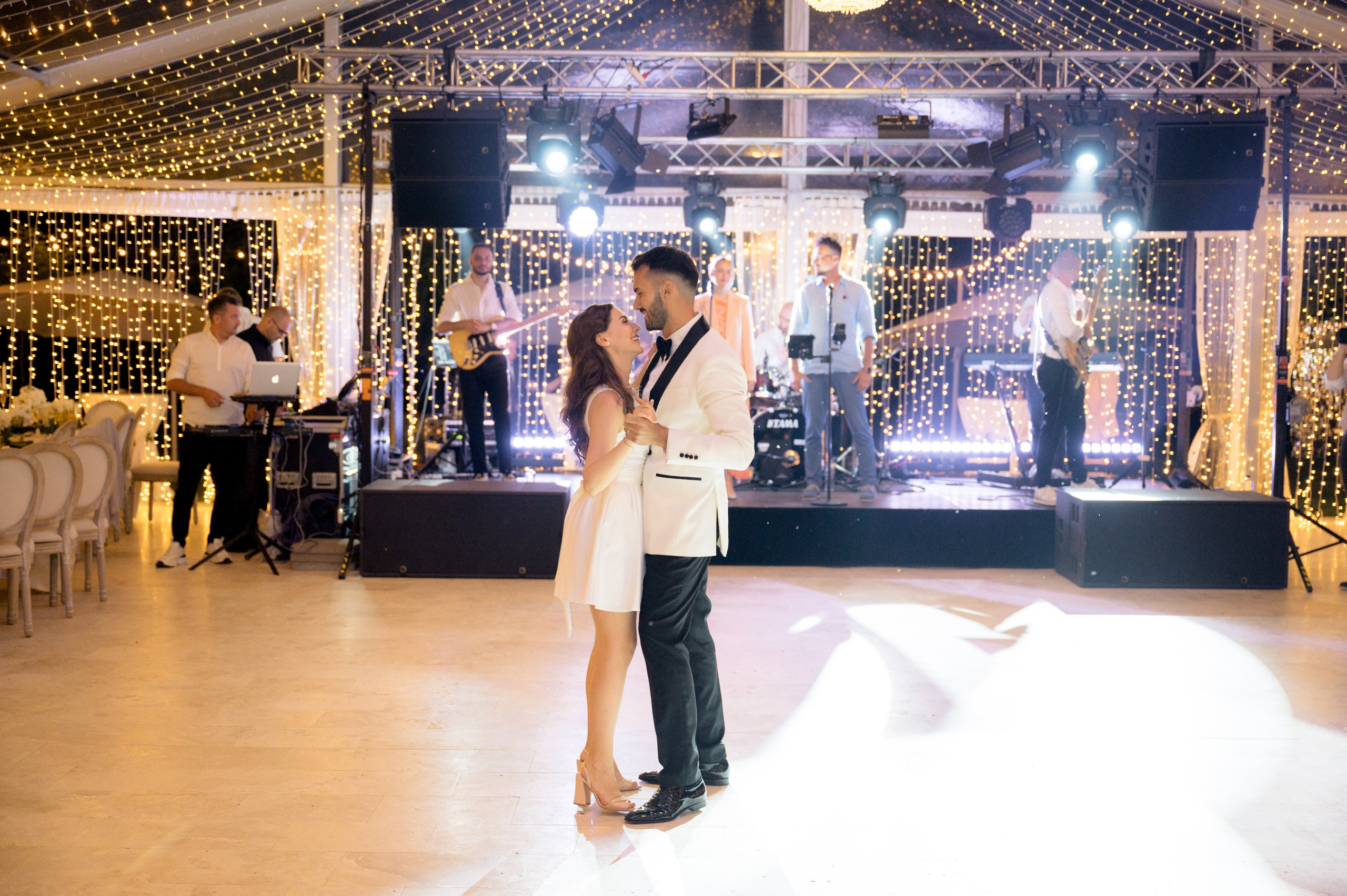 Patricia & Mihai – nuntă la Cesari | Fotograf nuntă București