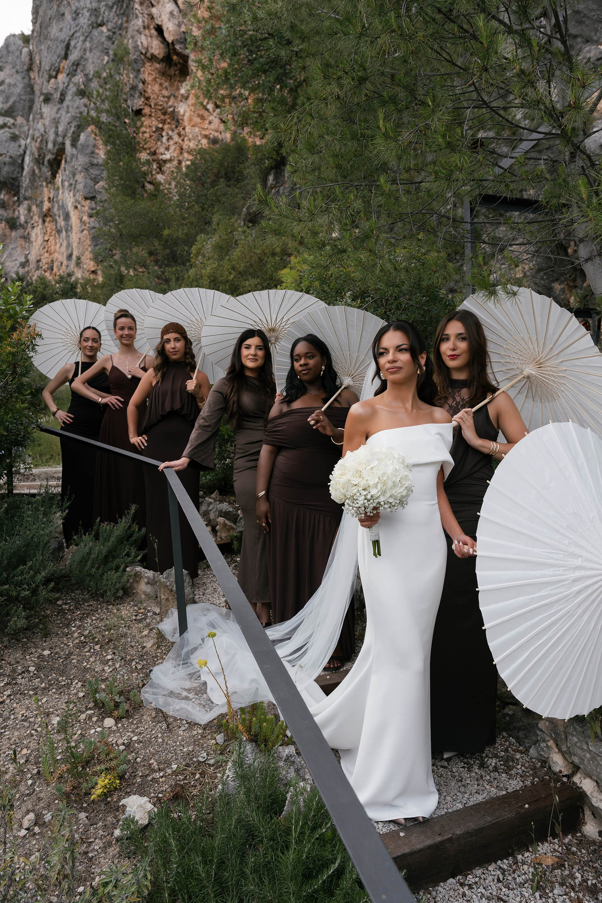 Sarah and Theo — VIVOOD. Fotógrafos de bodas de destino y creadores de contenido con base en España